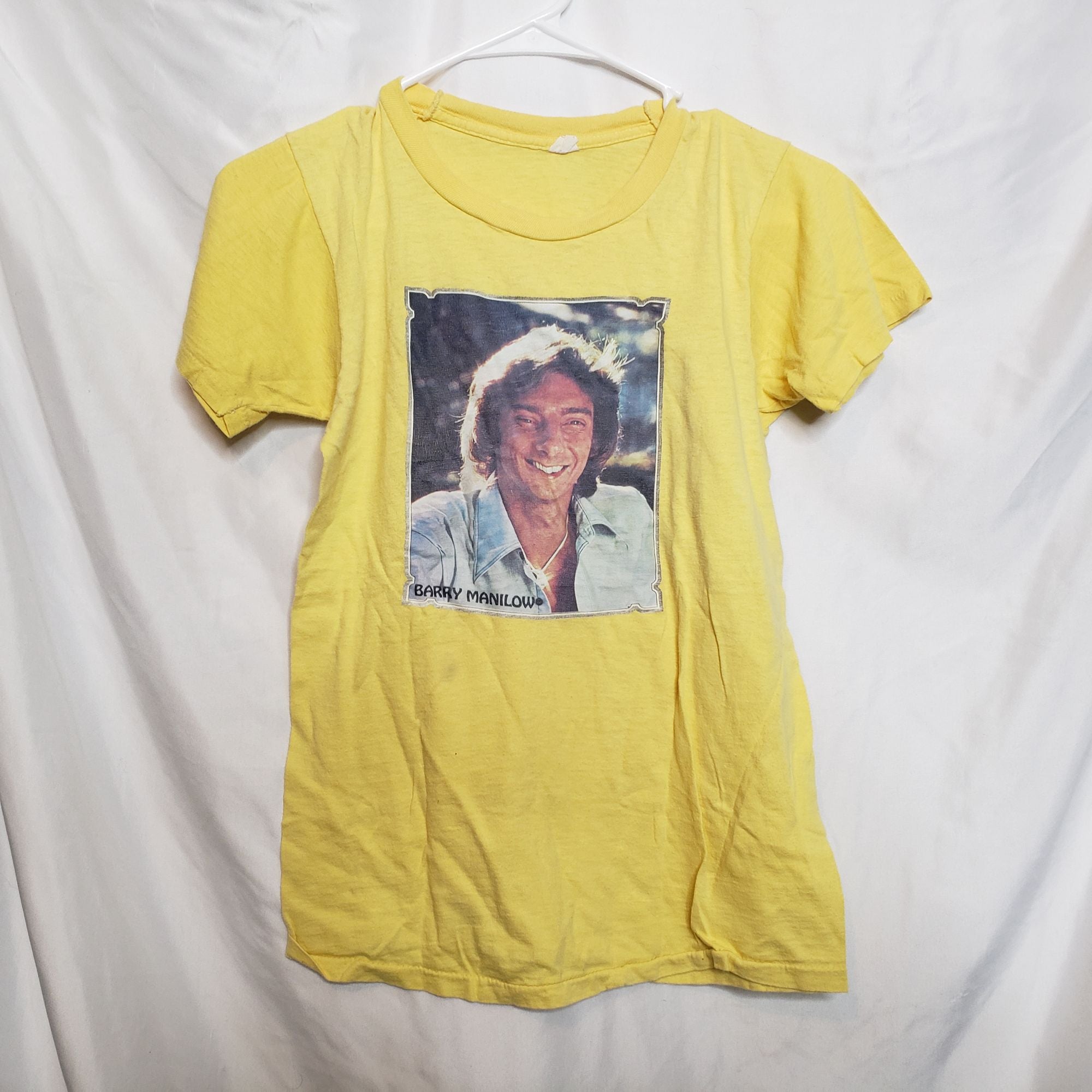 Vintage 70s Barry Manilow Yellow T-Shirt Set | Shop THRILLING