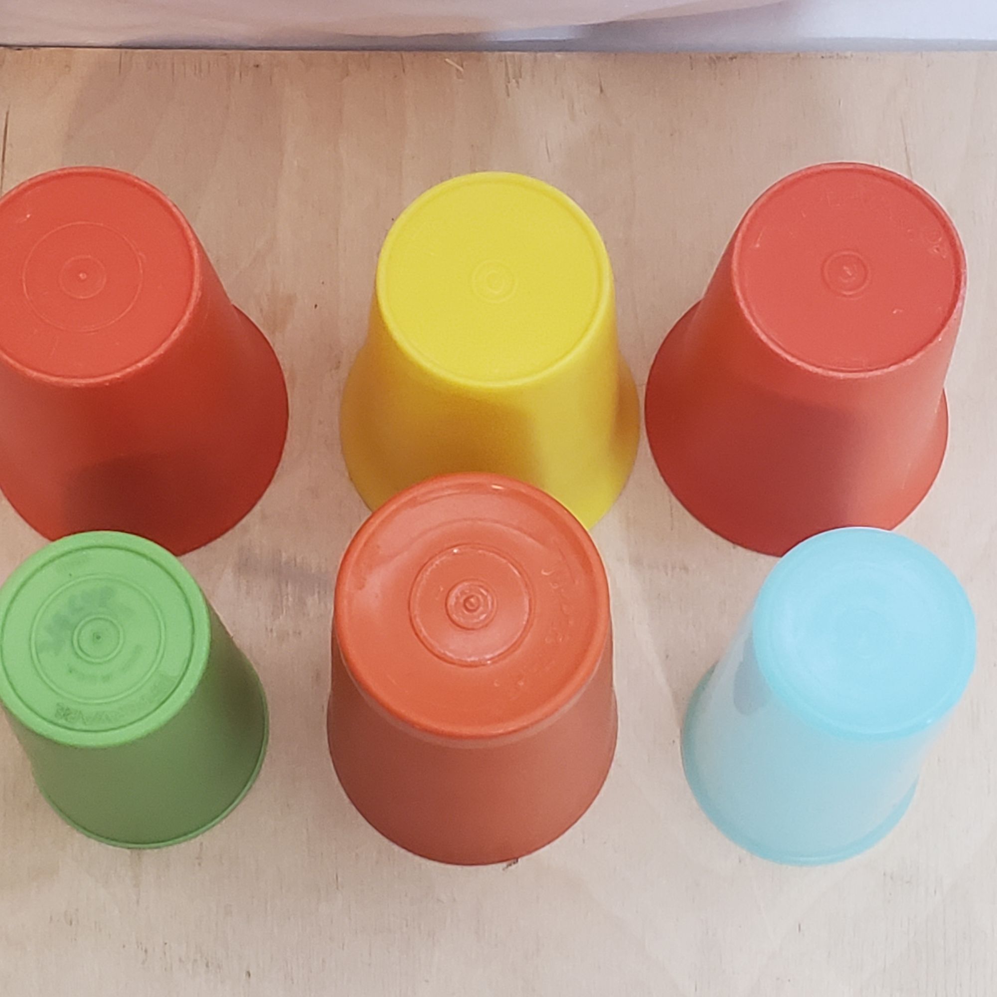 Vintage 80s/90s Plastic Cup Lot Assorted Colorful By Tupperware | Shop  THRILLING