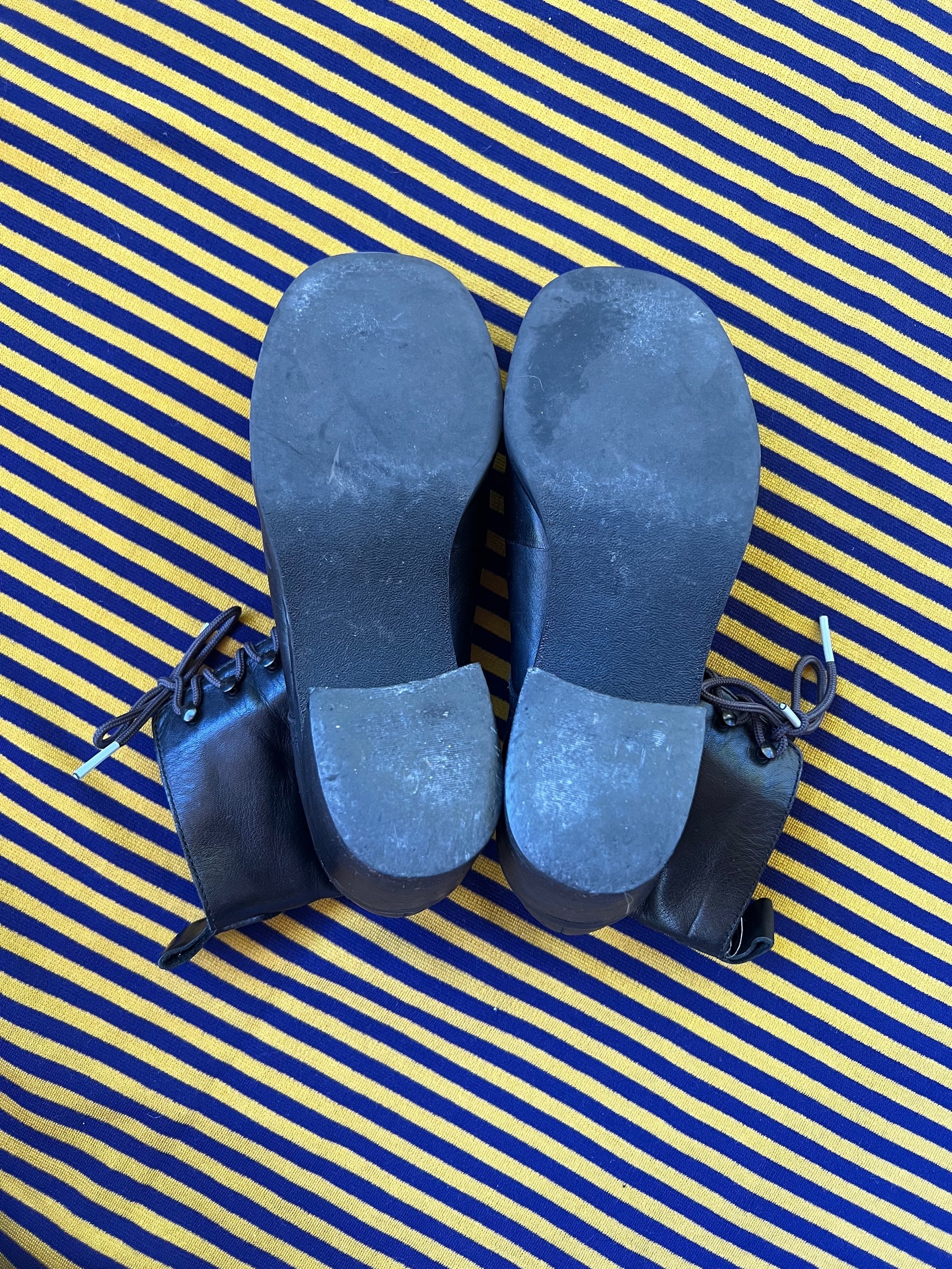 Vintage Soft Leather Black Lace Up Boots 7. 5 Shop THRILLING