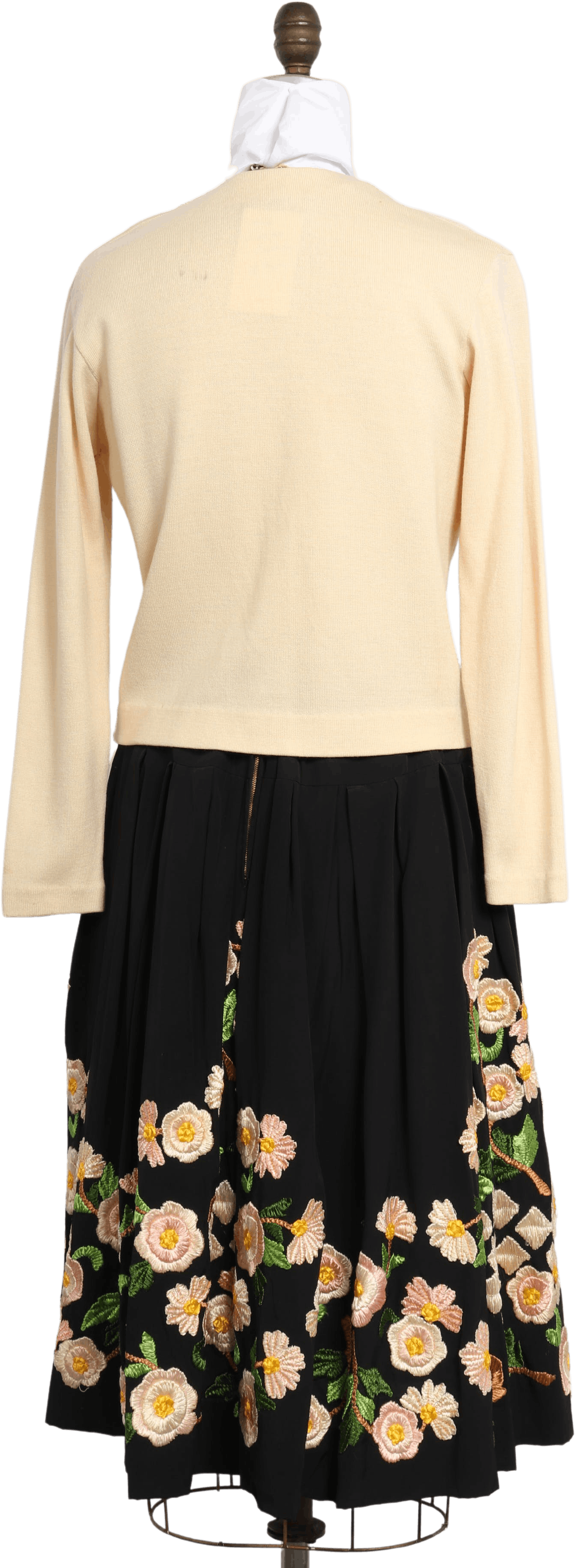 Embroidered sales skirt 50s