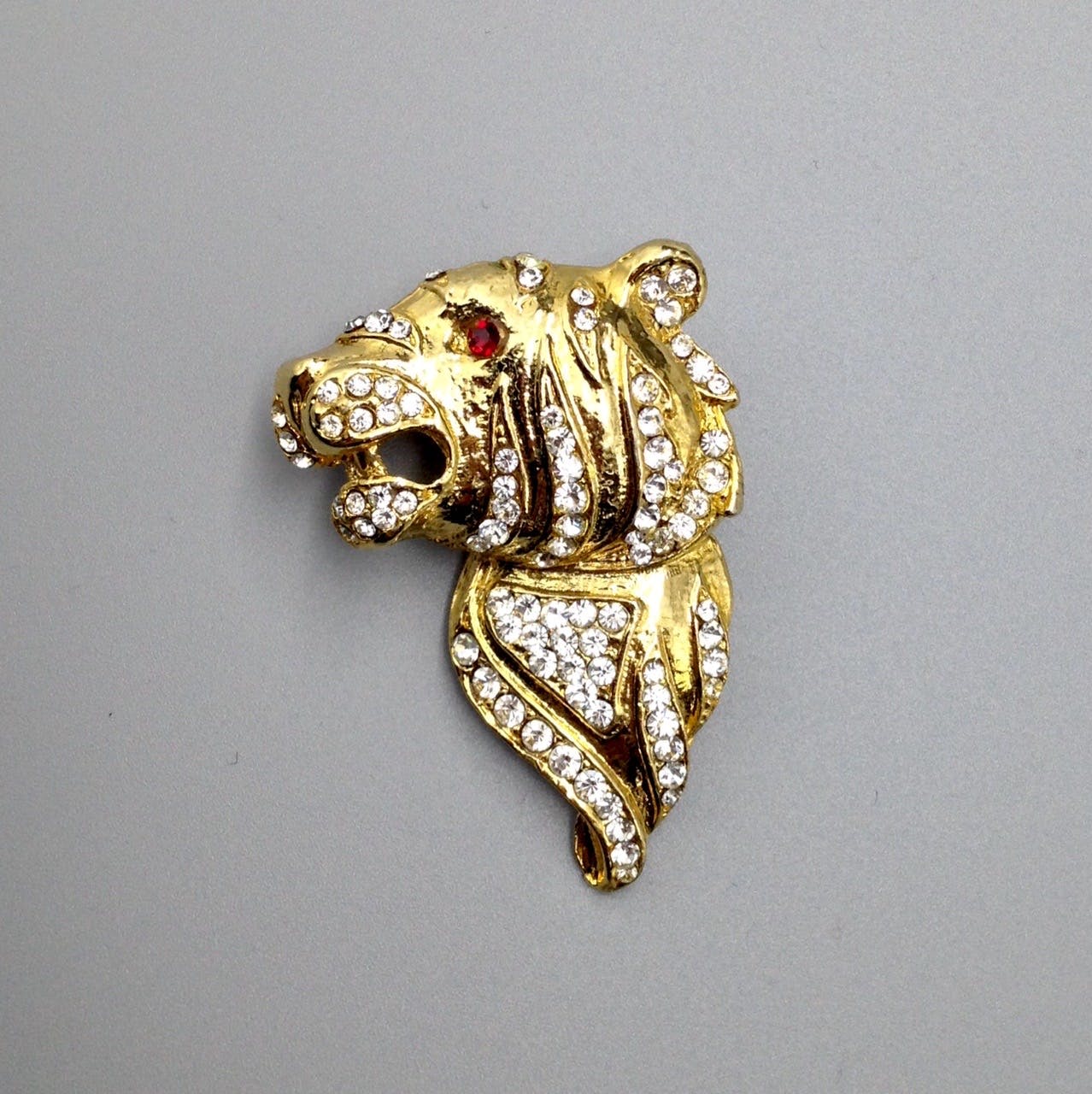 WBQF Fashion Retro Tiger Brooch Rhinestones Pin Unisex Decorative Corsage Jewelry 12 WBQF Fashion Retro Tiger Brooch Rhinestones Pin Unisex Decorative Corsage Jewelry 12