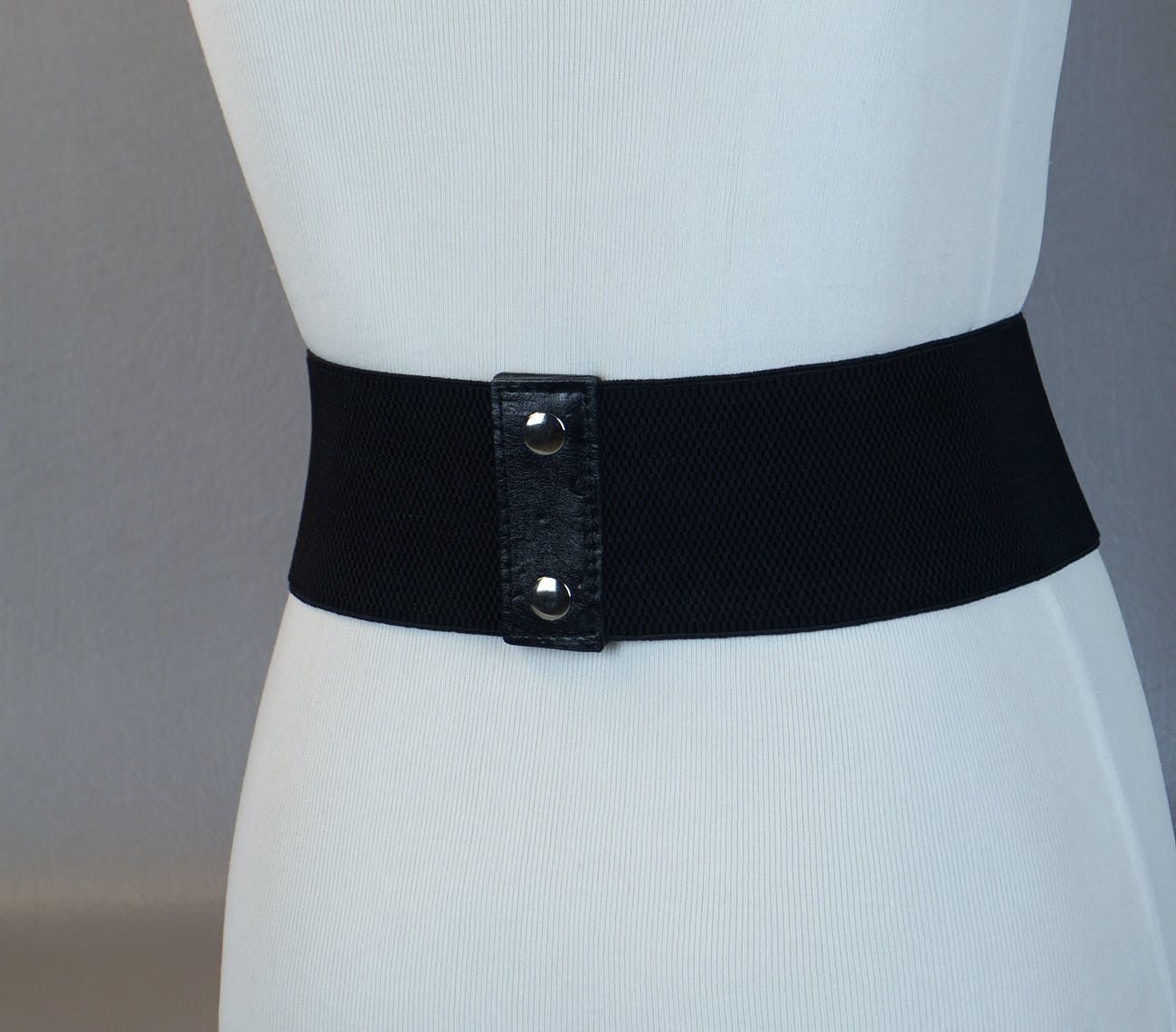 Vintage Black and Silver Stretch Statement Belt Silver Stretch Belts for Women for sale | eBay main image 4