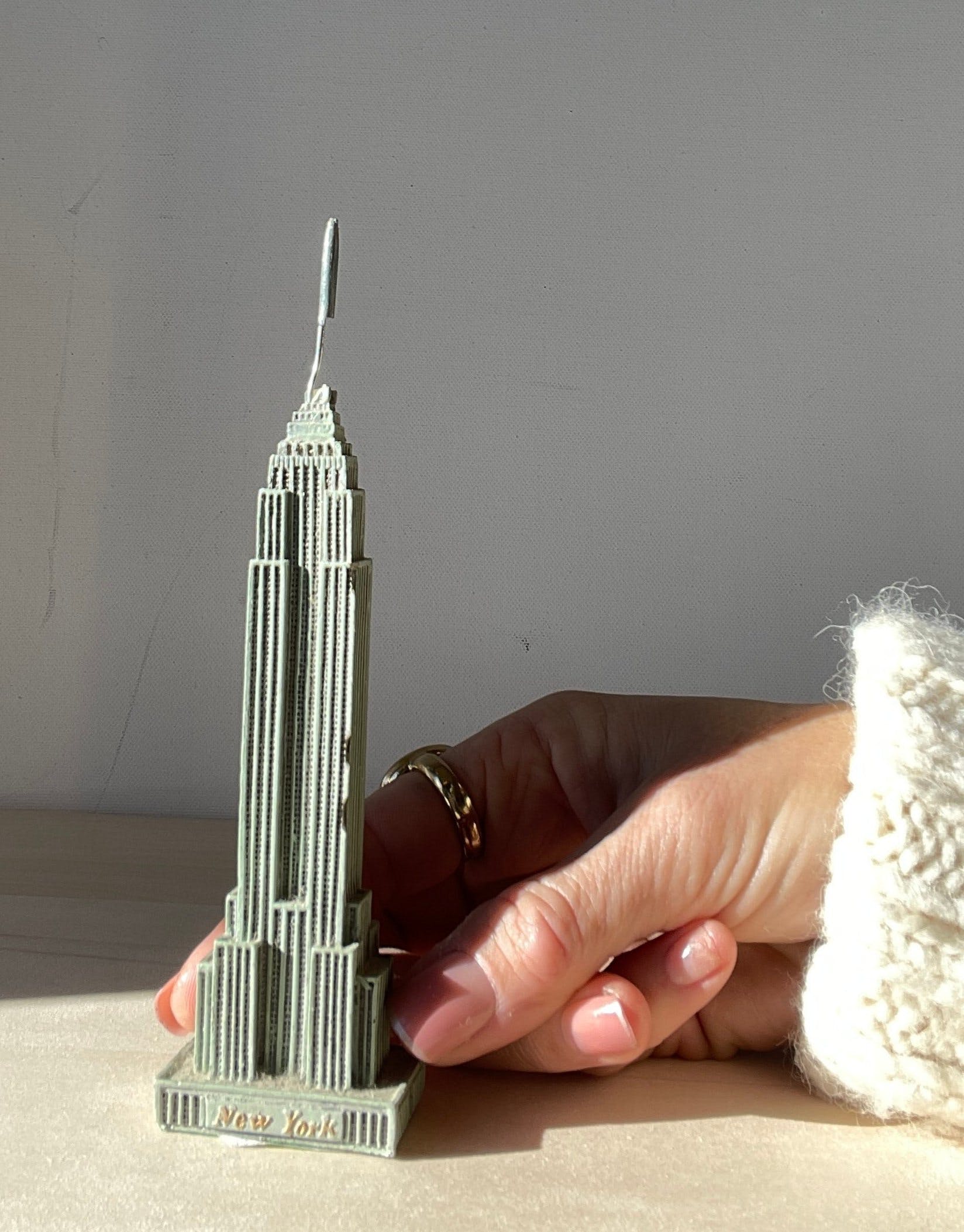 Vintage Empire State Building Souvenir Shop THRILLING