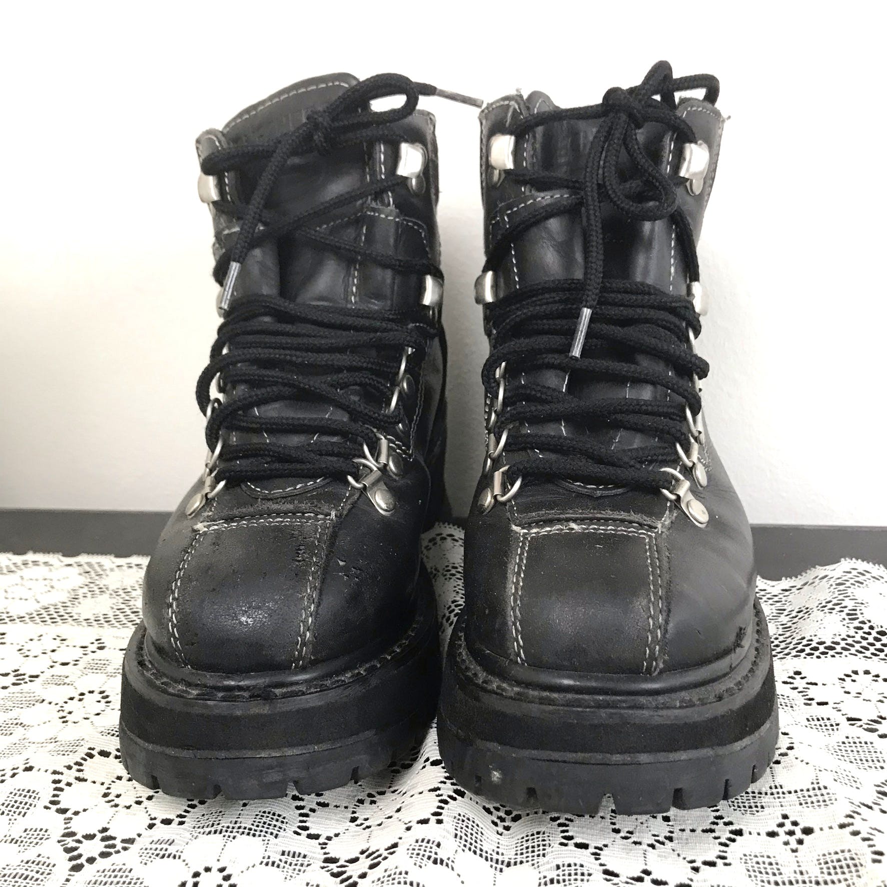 Old school skechers boots Clearance