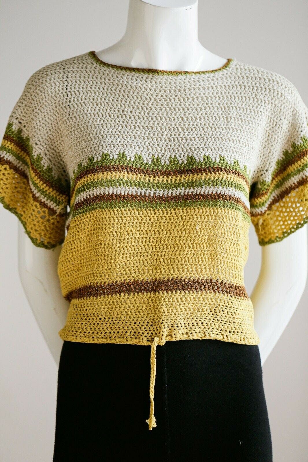 Vintage 70 s Crochet Short Sleeve Top Shop THRILLING