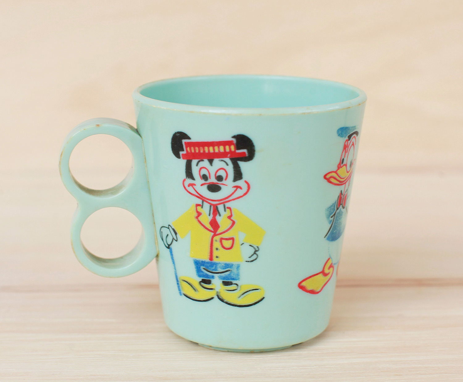 Vintage Walt Disney Productions Donald Duck Coffee Tea Mug Cup