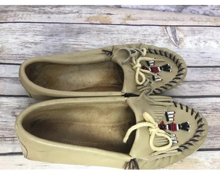 Vintage discount minnetonka moccasins