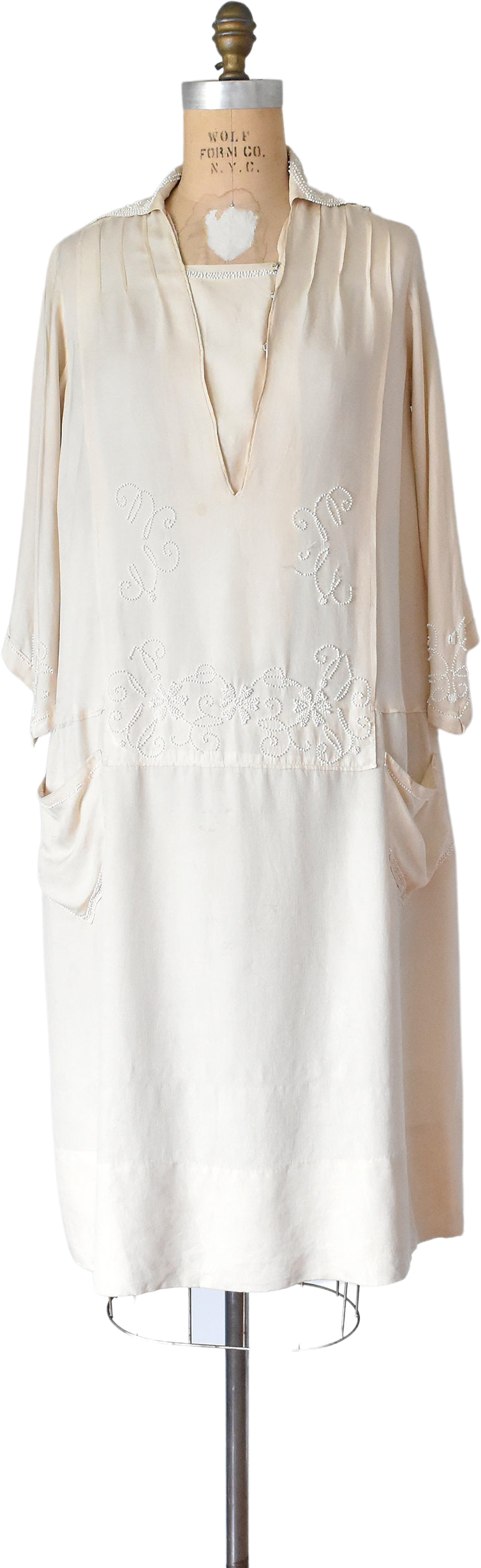 Vintage Emma Cream Silk Plus Size Flapper Long Sleeve Roaring 20s