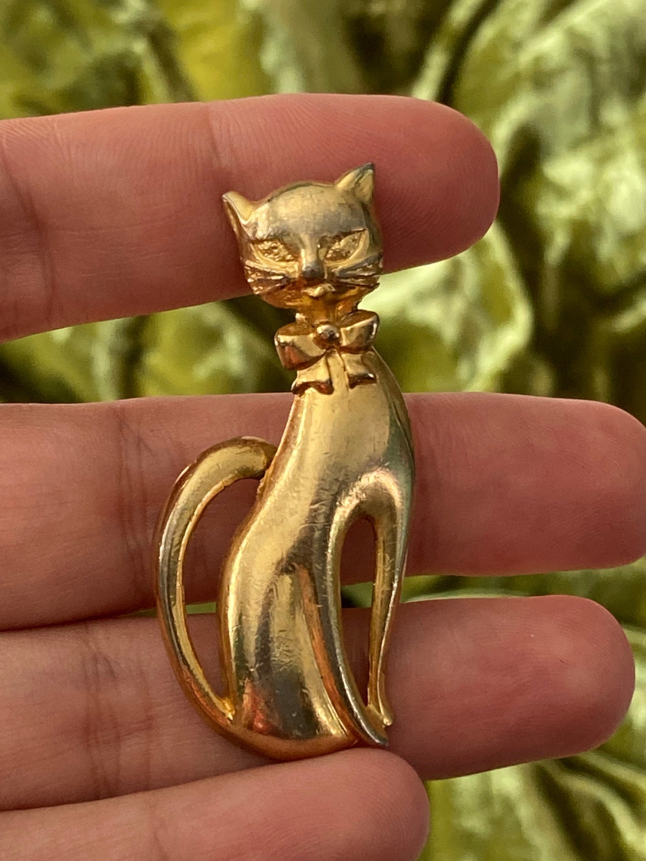 Vintage 60’s Slinky Siamese Cat Brooch | Shop THRILLING