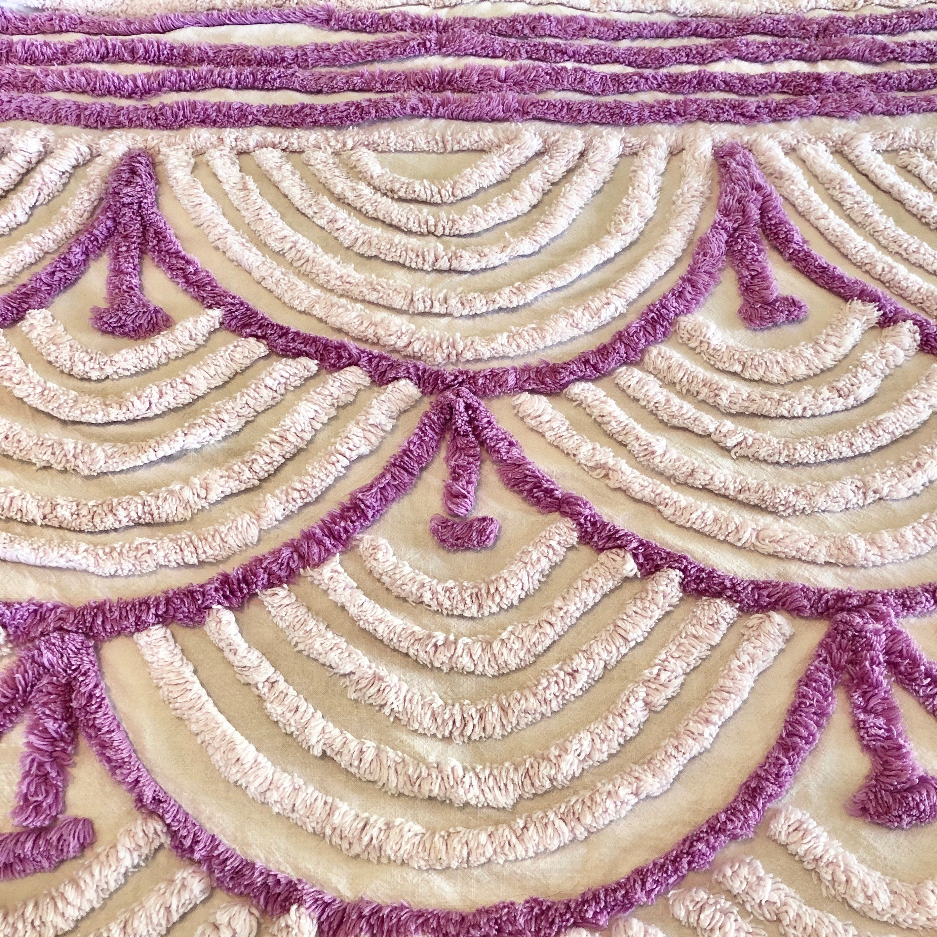 Vintage Lilac Purple and Pale Lavender Chenille Bedspread Shop THRILLING