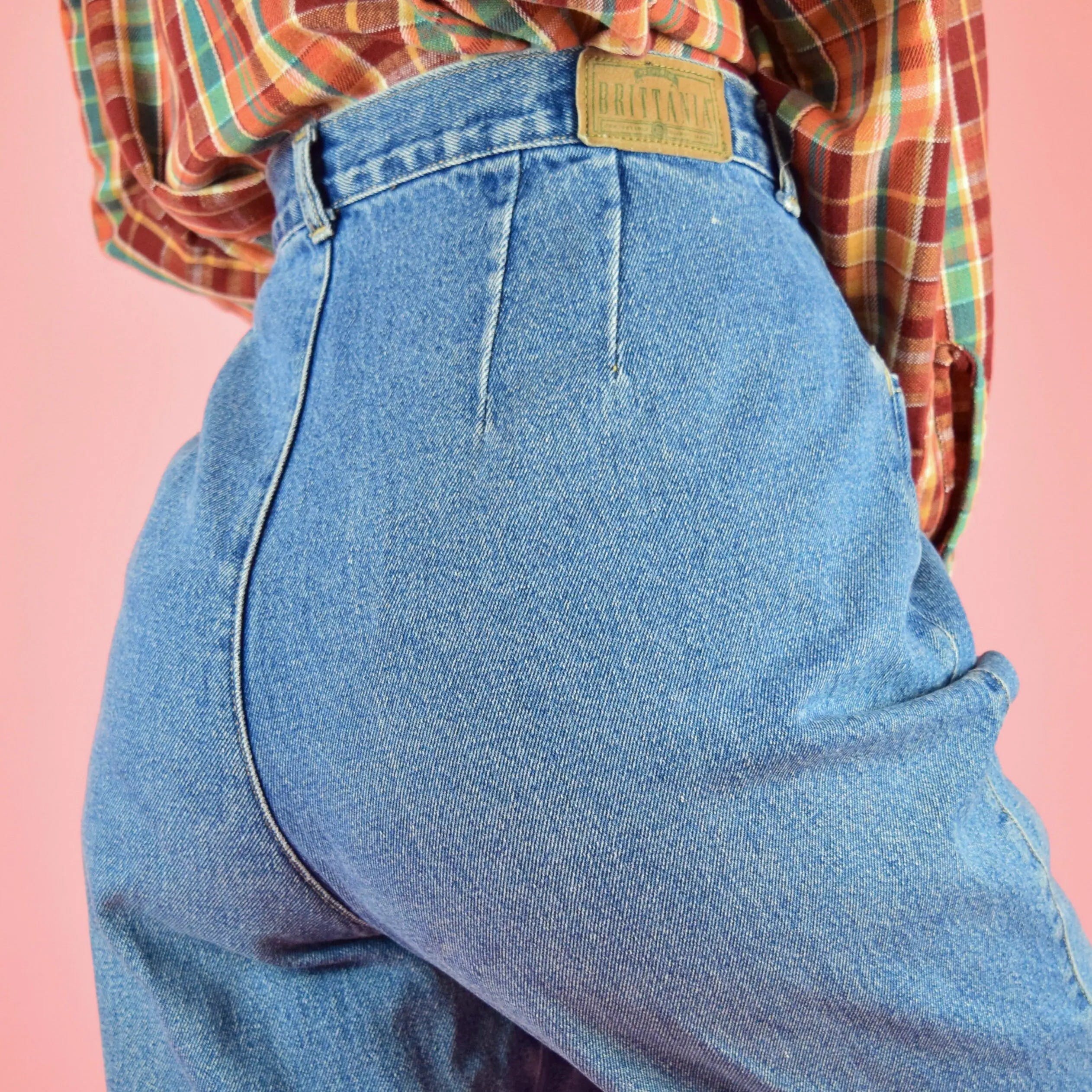 Vintage 90’s Blue Denim High Waisted Jeans Shop THRILLING