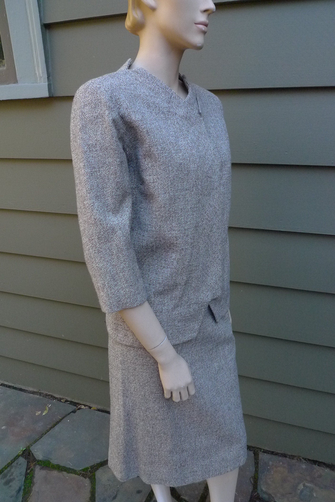 Vintage High End 60s Heavy Wool Suit with Luxurious Gold Rayon Liner ...