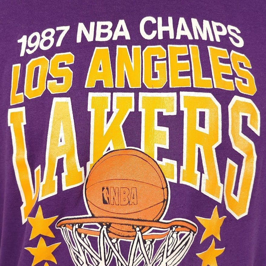 Vintage Men's 80s Los Angeles Lakers Basketball Champs T-Shirt by Logo 7