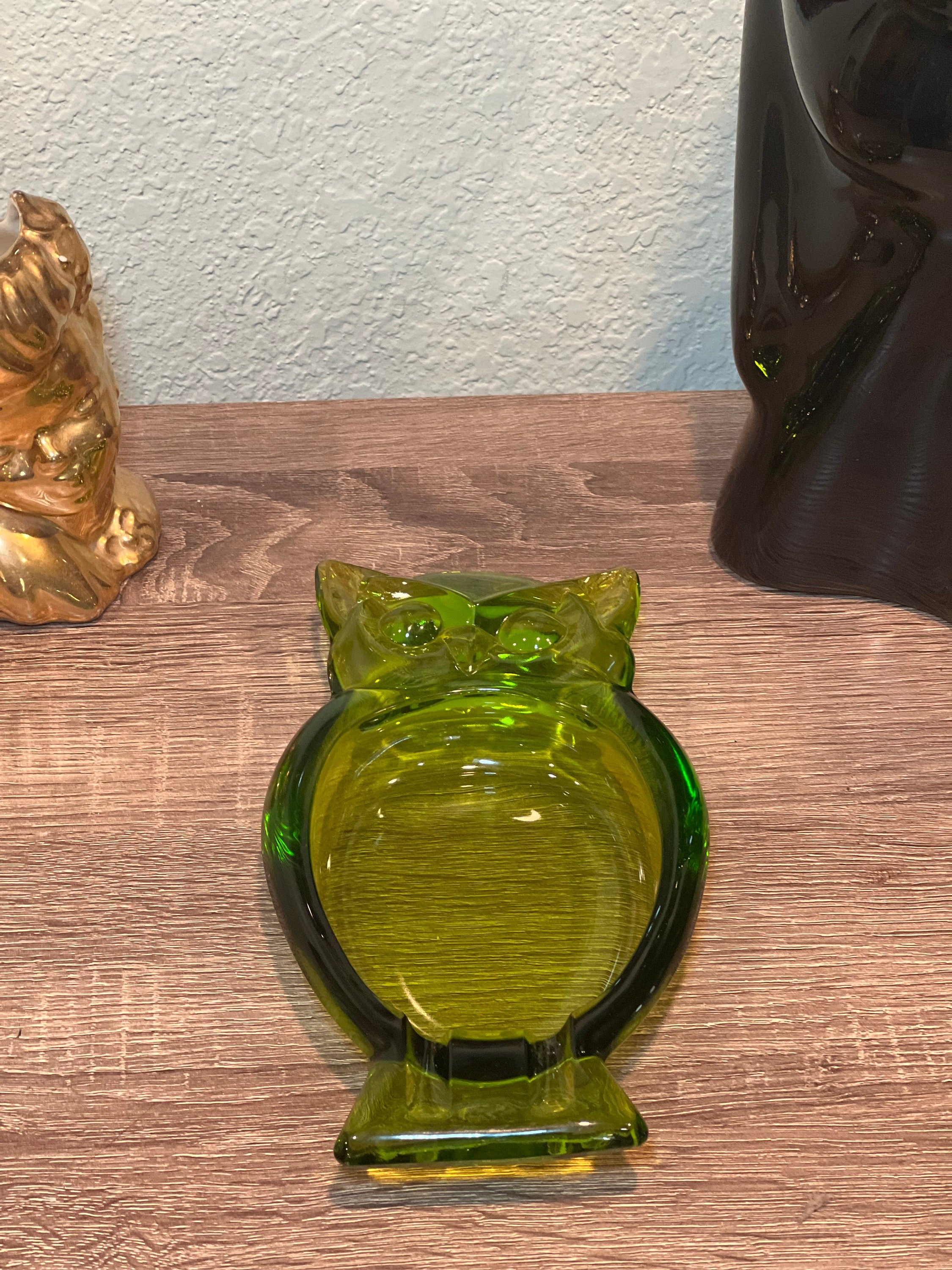 Vintage Avocado Green Viking Glass Owl Ashtray By Viking Shop THRILLING