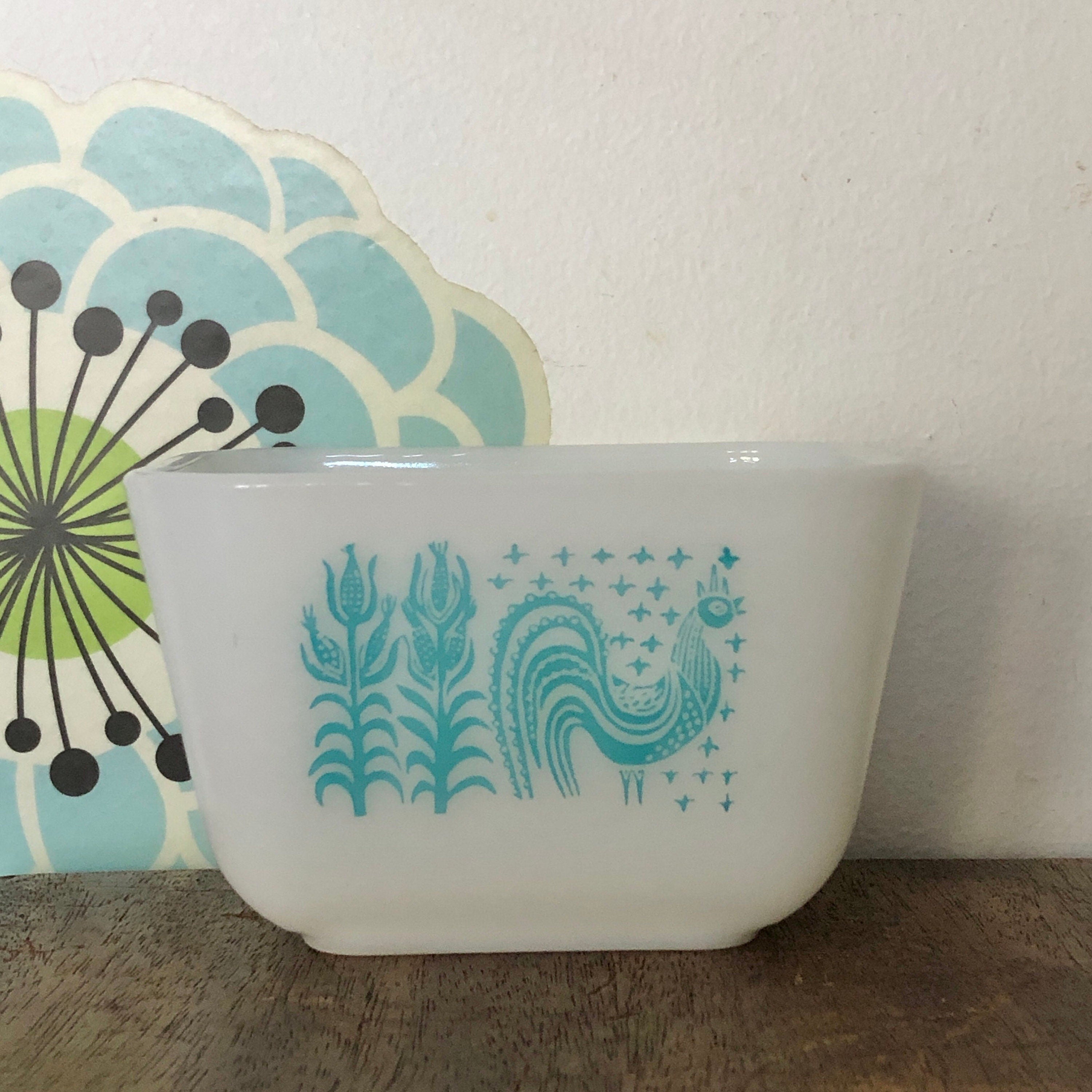 Vintage Pyrex on sale Butterprint Refrigerator Dishes