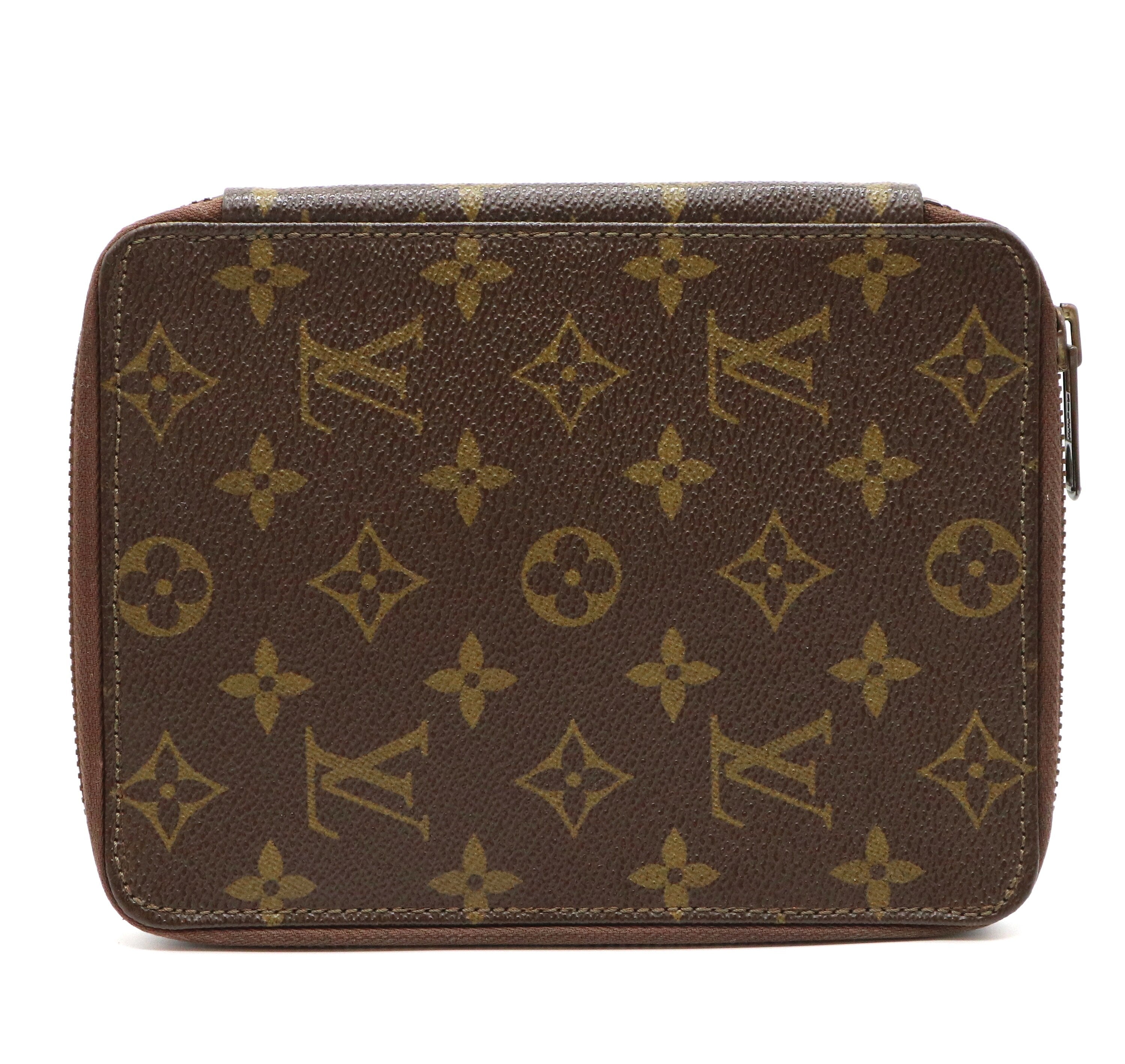 Louis Vuitton Large Zip Around Wallet - For Sale on 1stDibs