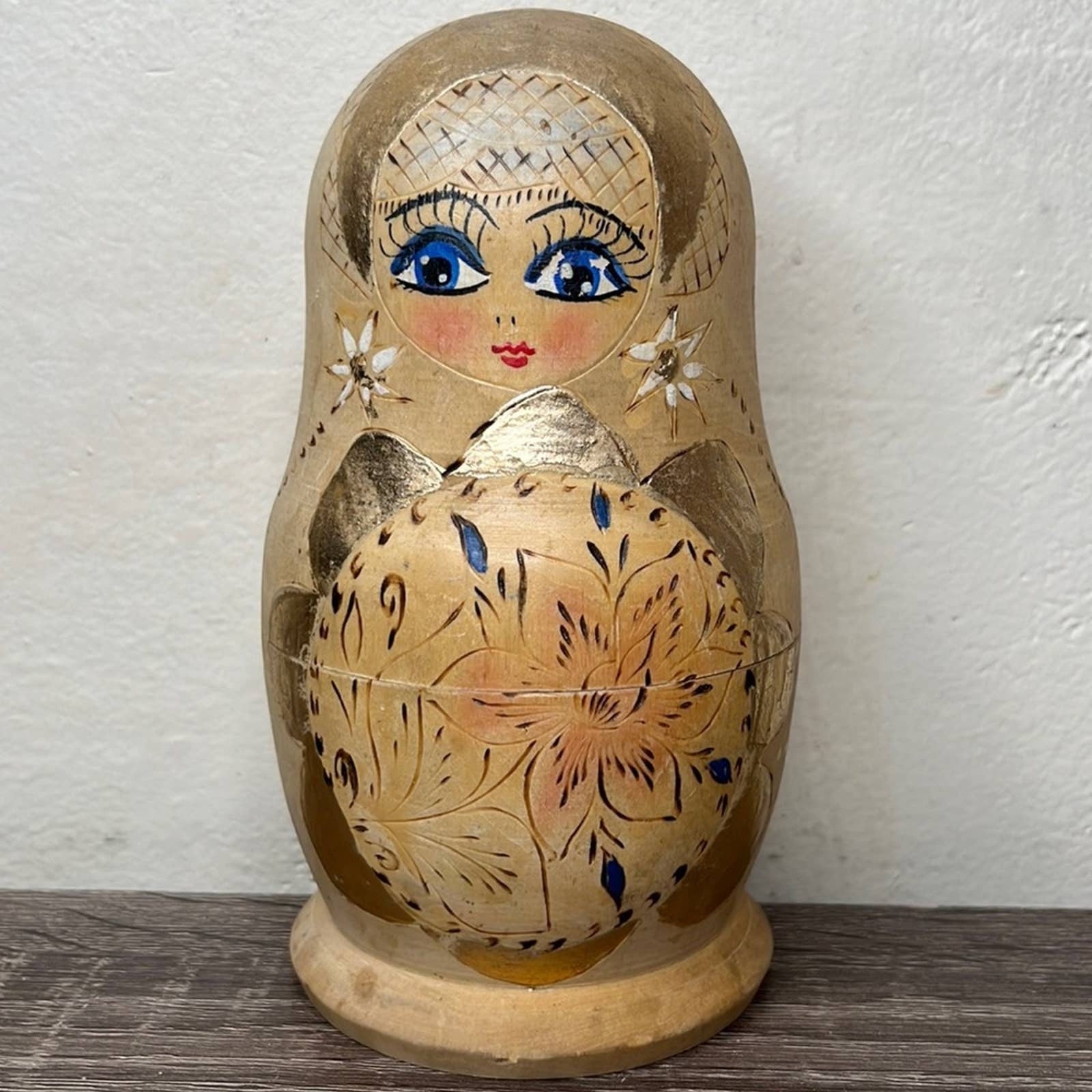 Vintage Ussr Ukranian Nesting Dolls Shop THRILLING