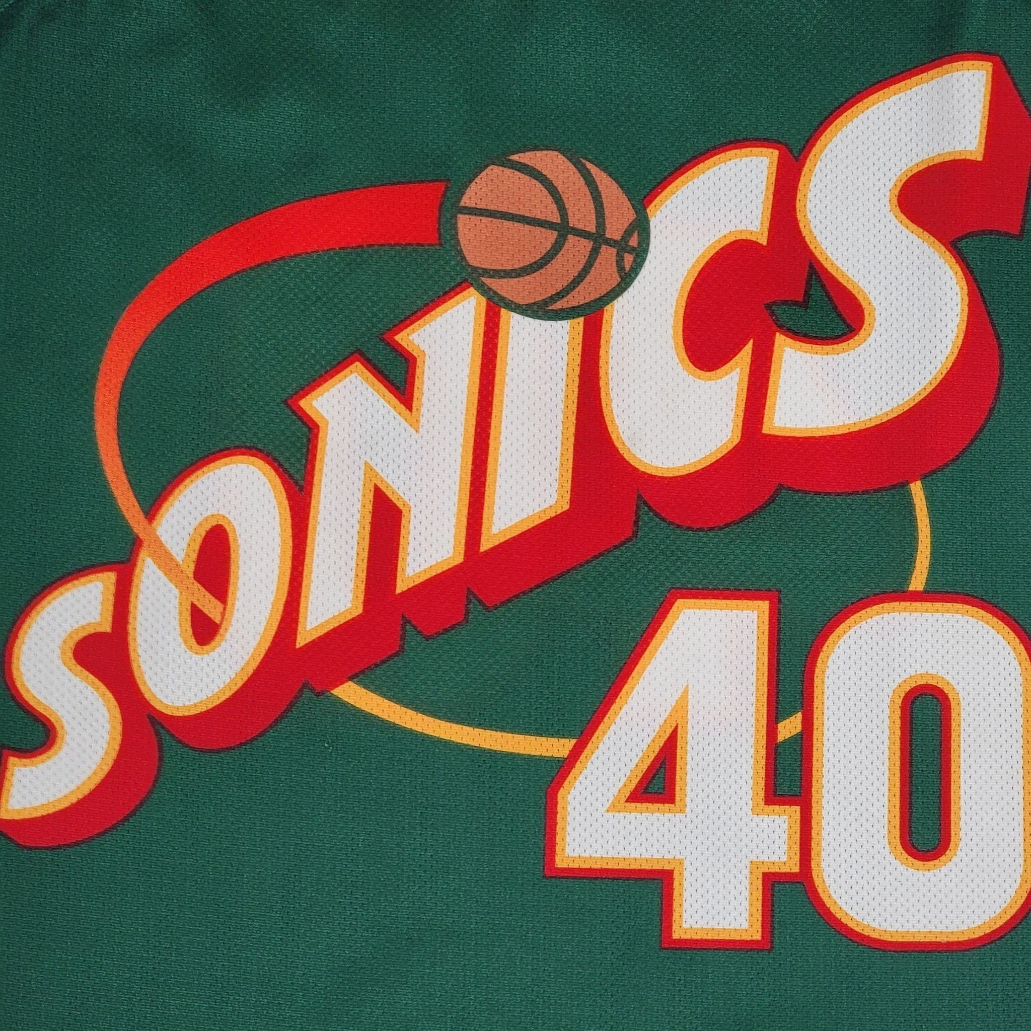 Seattle Super Sonics Vintage 90s Shawn Kemp Champion Basketball