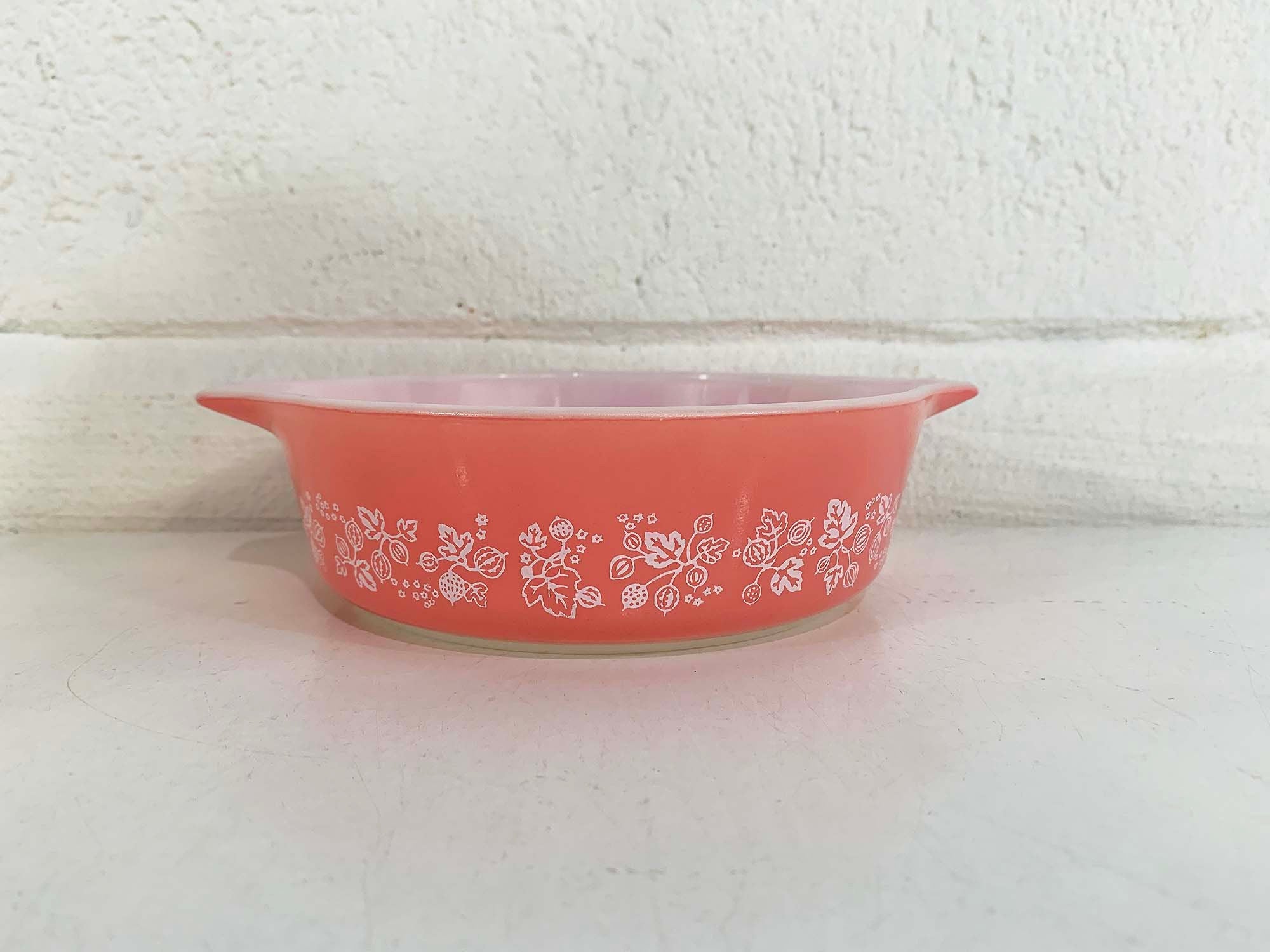 Pink Gooseberry outlet Pyrex with Lid #471