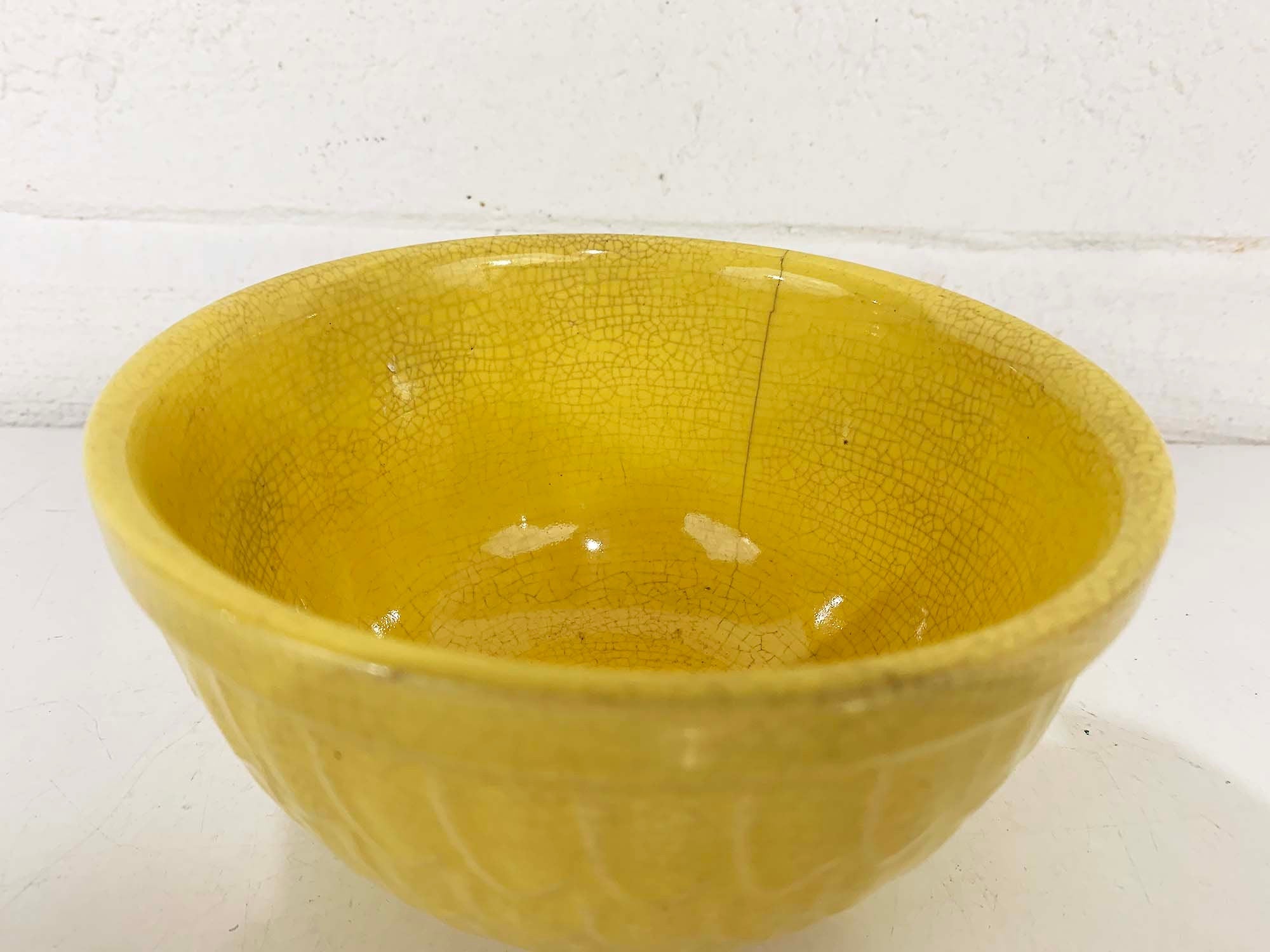 Vintage Signed high quality Yellow Pottery Mixing Bow