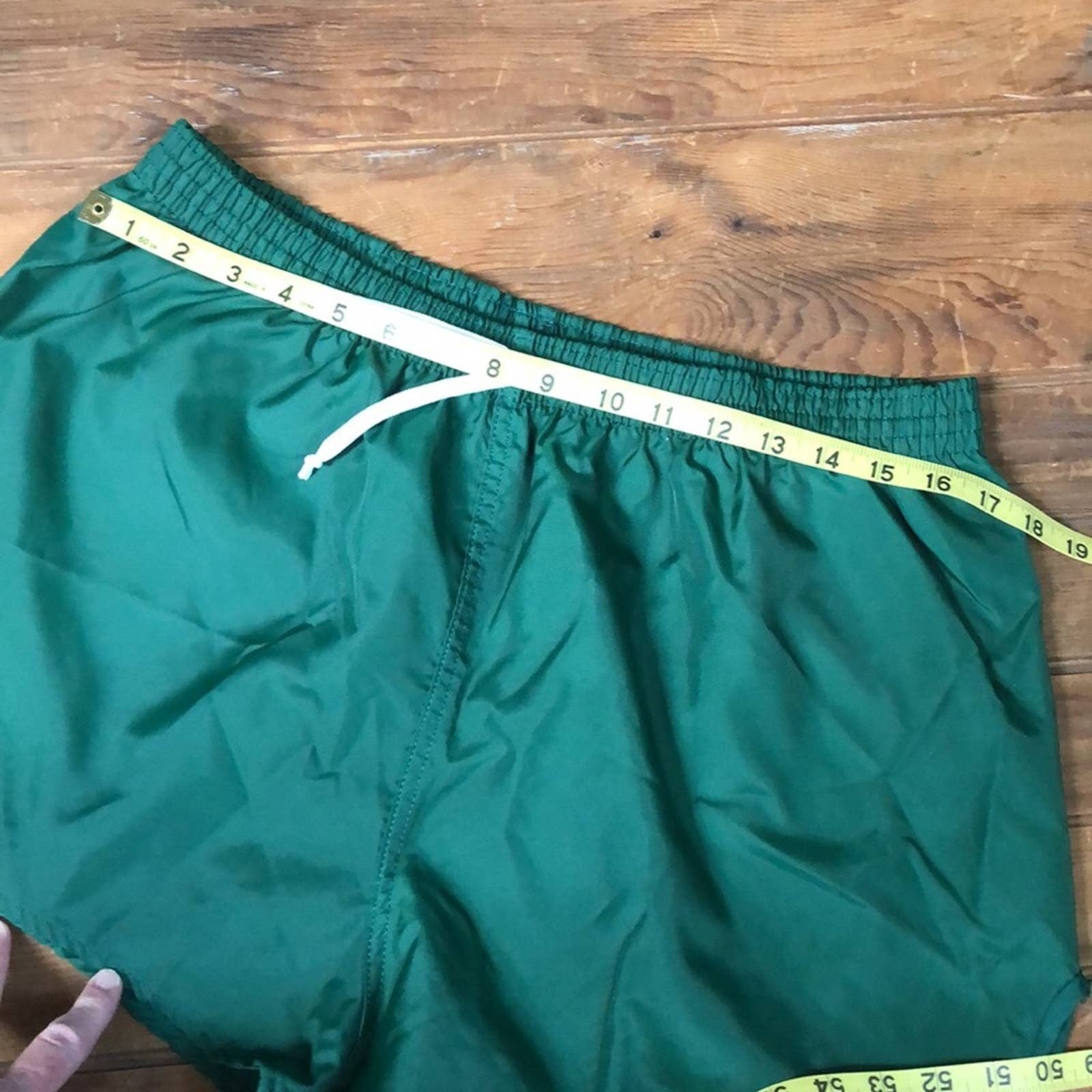 Short Adidas vintage Y2K taille XL (taille grand) - Vêtements
