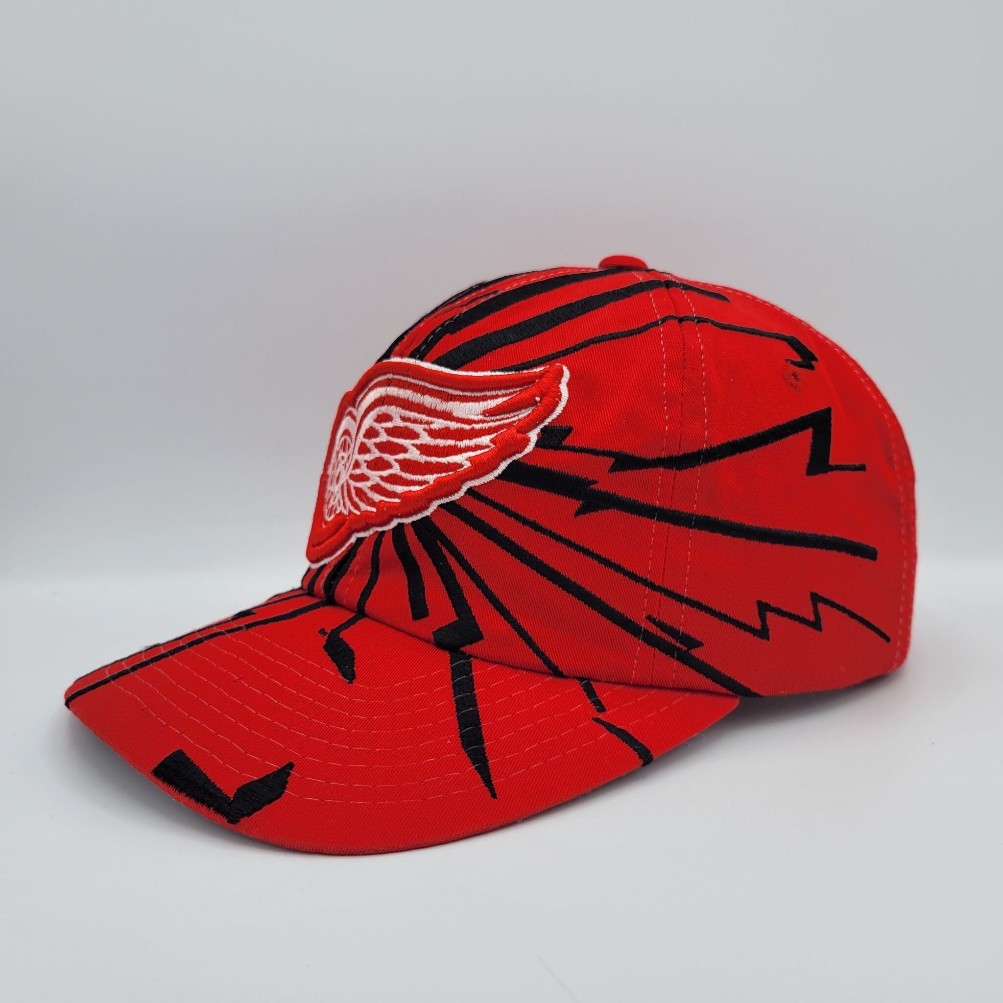 Vintage Chicago Blackhawks NHL Hockey Starter The Right Hat Cap