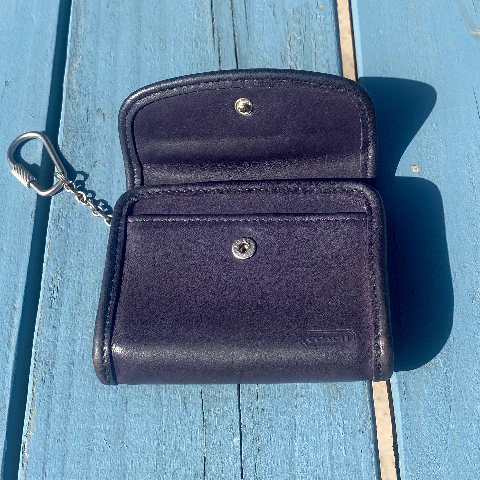 COACH LEATHER KEY CHAIN WALLET. USED BUT IN - Depop