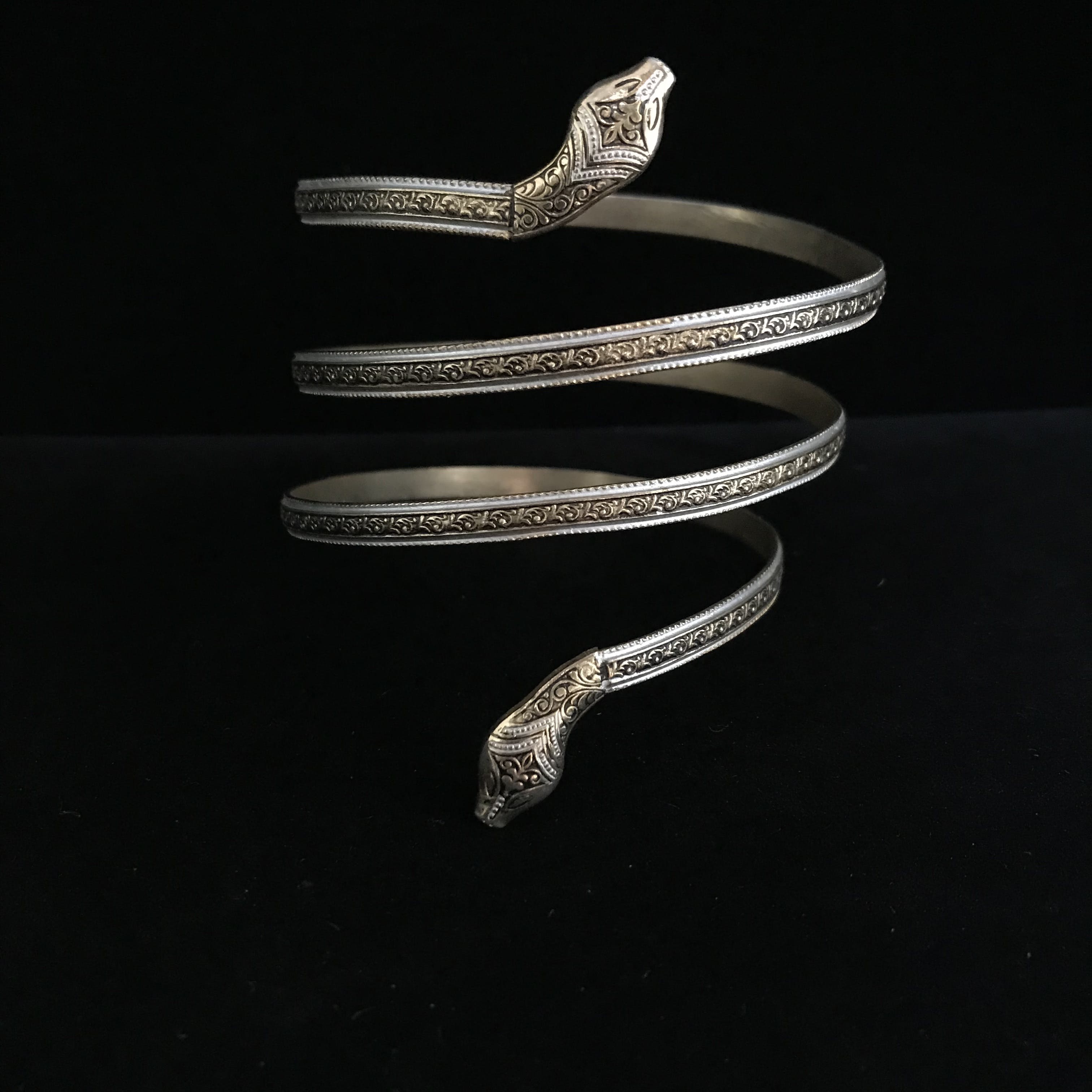 Vintage 60s/70s Damascene Snake Arm Band Gold Snake Cuff Arm Band