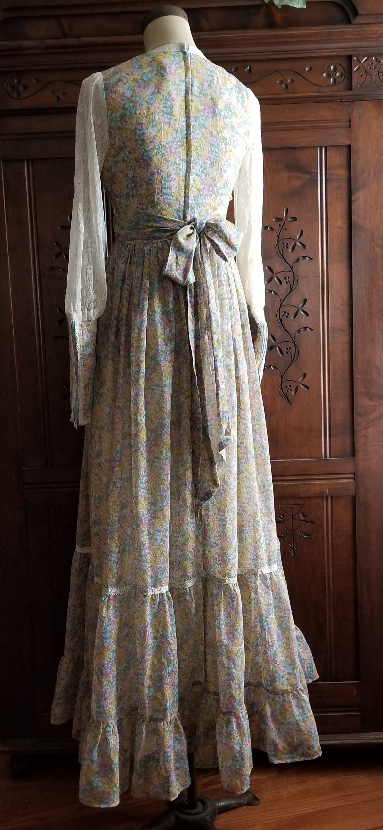 Vintage 70's Exquisite Floral Maxi Gown by Gunne Sax | Shop THRILLING