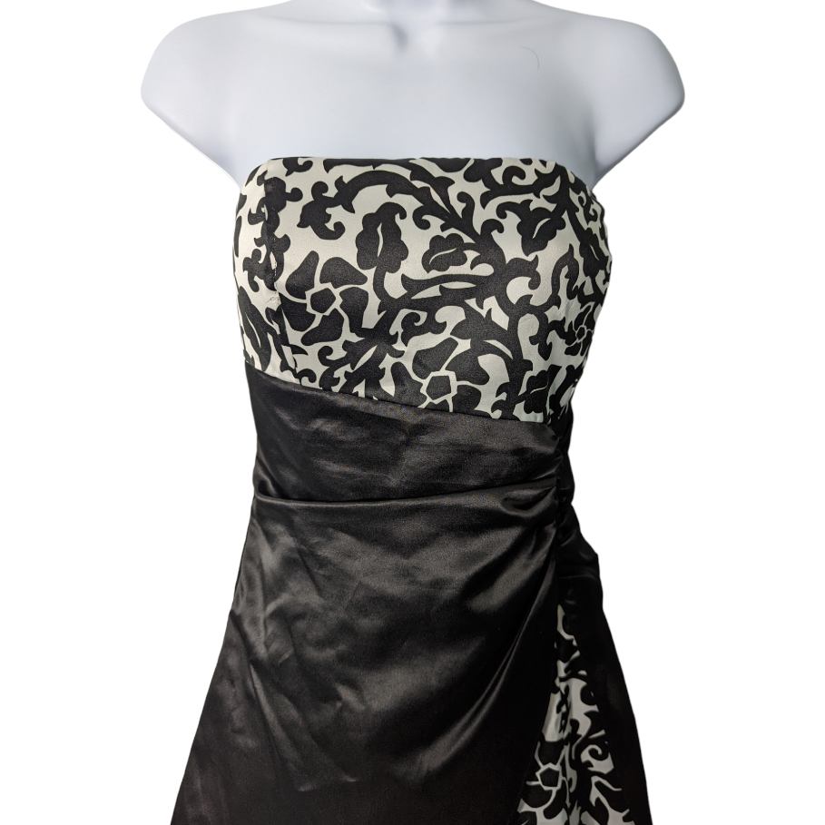 Vintage 90’s strapless mini dress