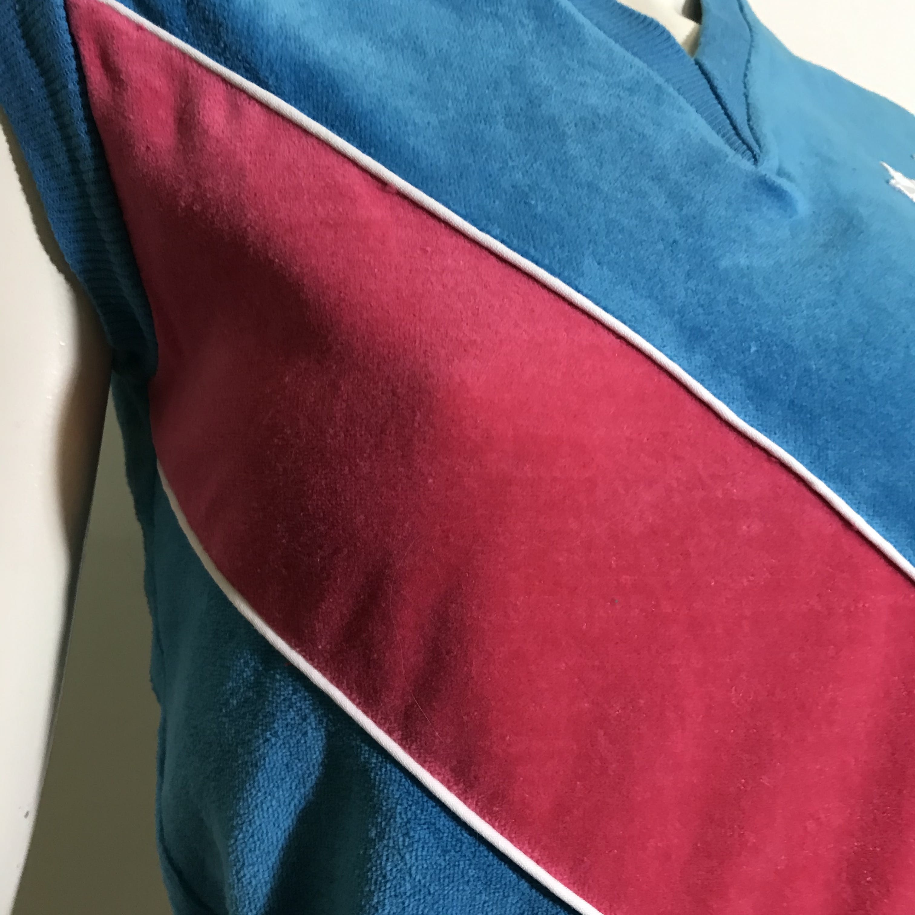 Vintage 80's Pink and Blue Velour Shirt with Stars Shop THRILLING