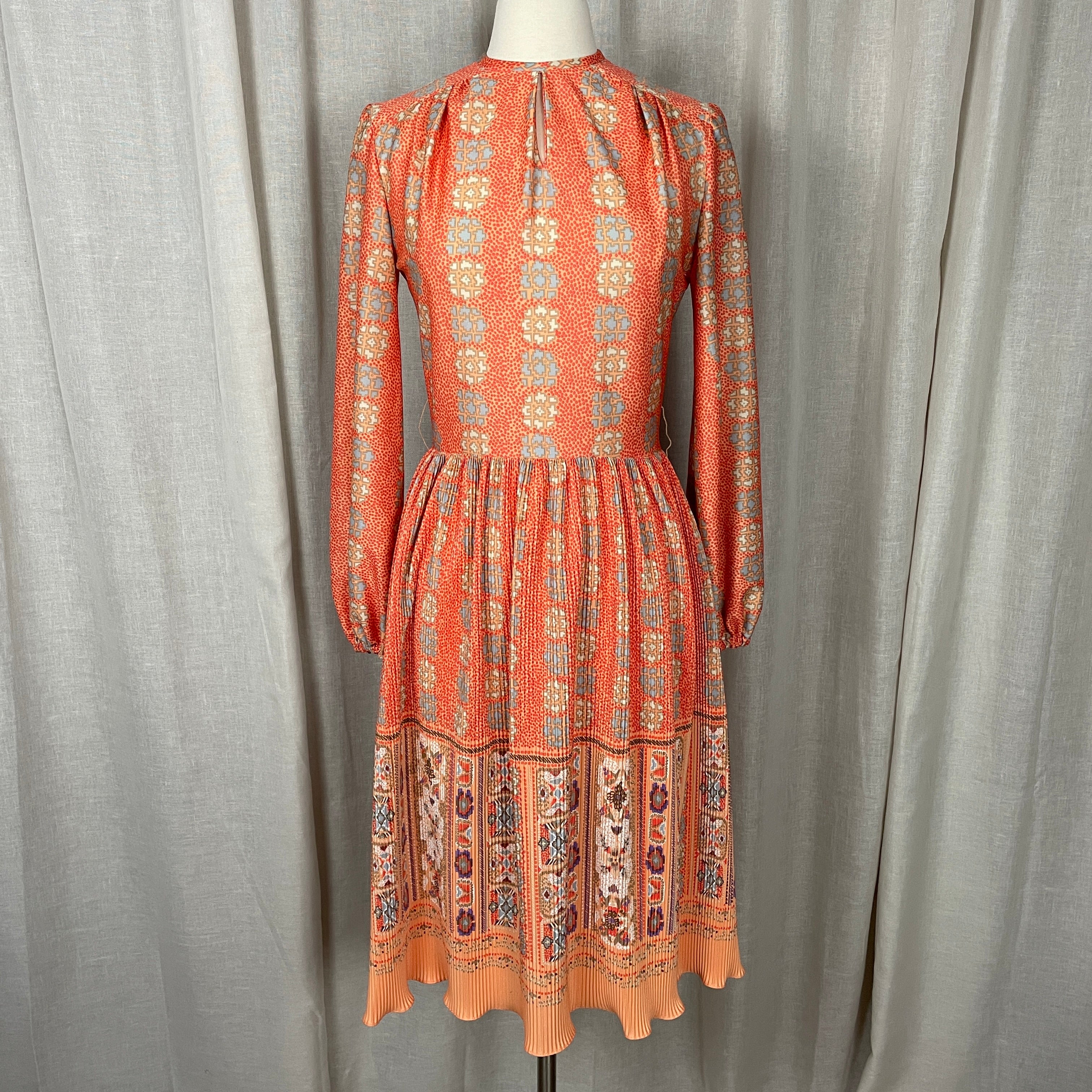 Vintage Print Sleeve Pleated Boho Dress