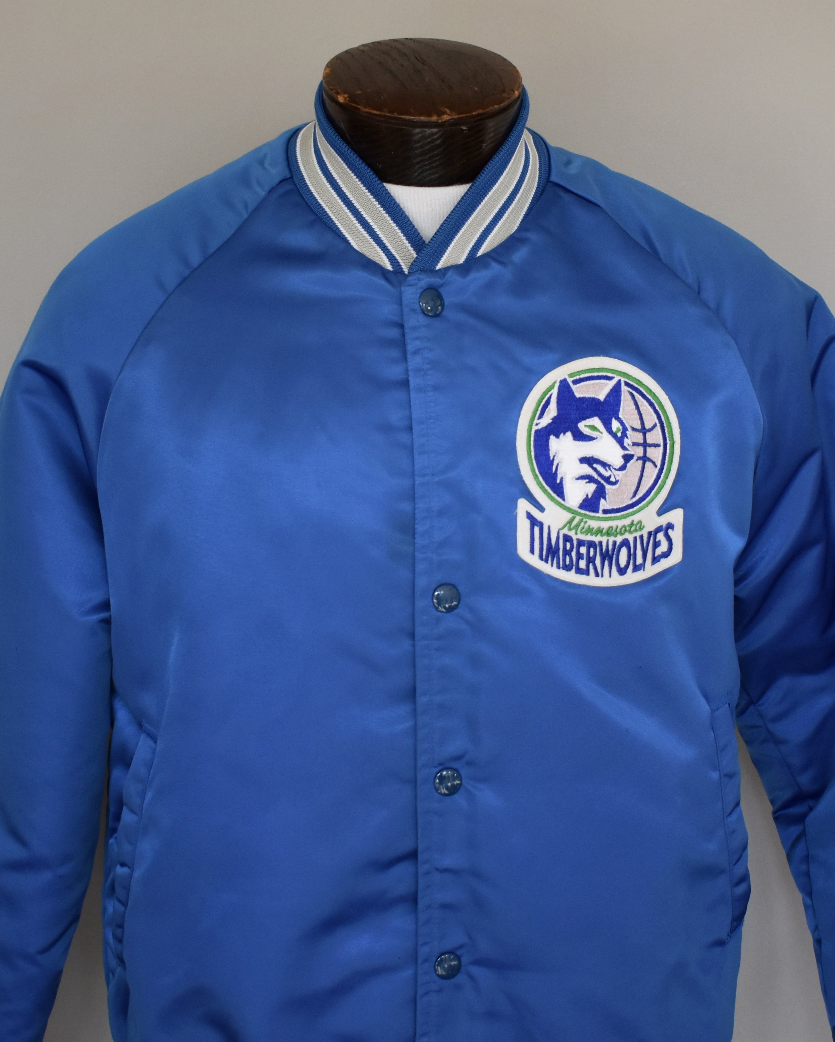 VINTAGE 90s STARTER MINNESOTA TIMBERWOLVES NBA SATIN JACKET SZ: L