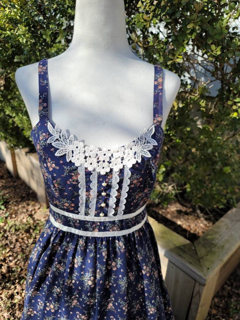 Vintage 70s Maxi Dress Blue Floral Sleeveless By Gunne Sax | Shop THRILLING