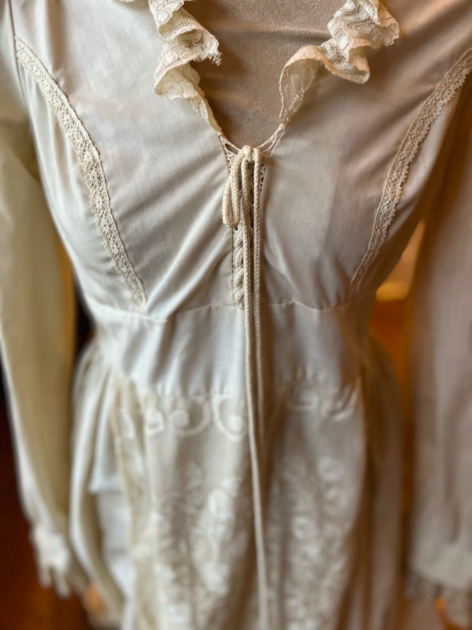 Vintage 70s Off White Lace Detailed Maxi Dress By Gunne Sax | Shop ...