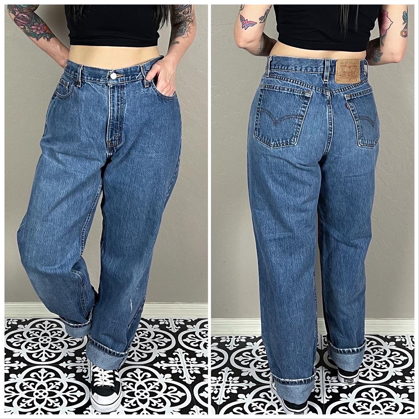 Vintage 00s Levi's 560 Loose Fit Straight Leg By Levi's | Shop