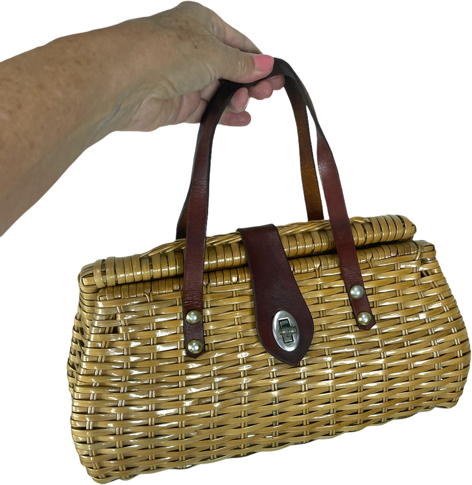 VINTAGE WICKER PURSE HAND MADE IN HONG KONG ANTIQUE PURSE