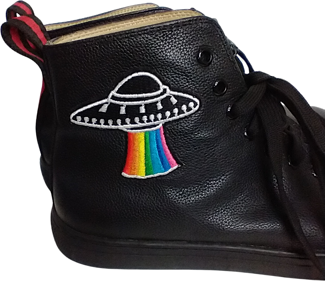 Vintage Ufo And Wildcat Leather Hi Tops By Gucci Shop THRILLING