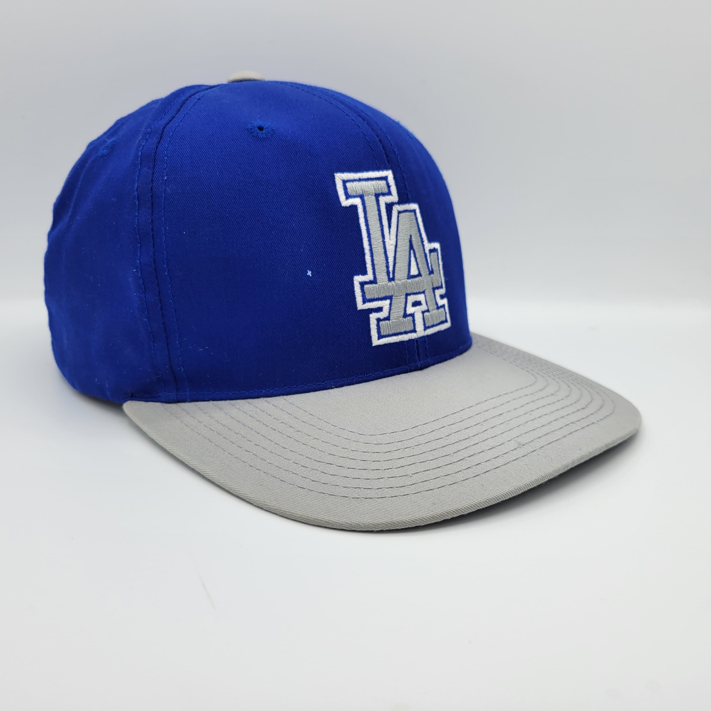 Vintage 90s/00s Los Angeles Dodgers Outdoor Cap Snapback Hat By