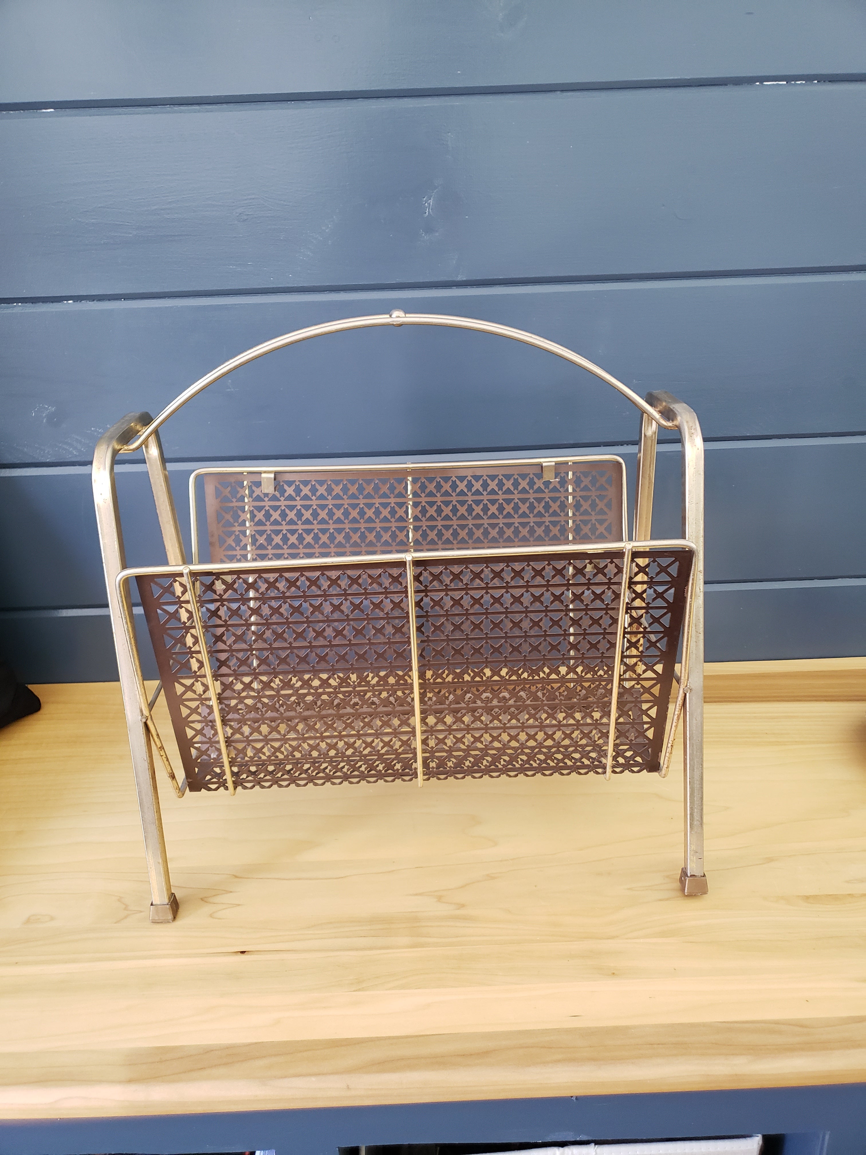 Vintage 50s/60s Mcm Magazine Holder | Shop THRILLING