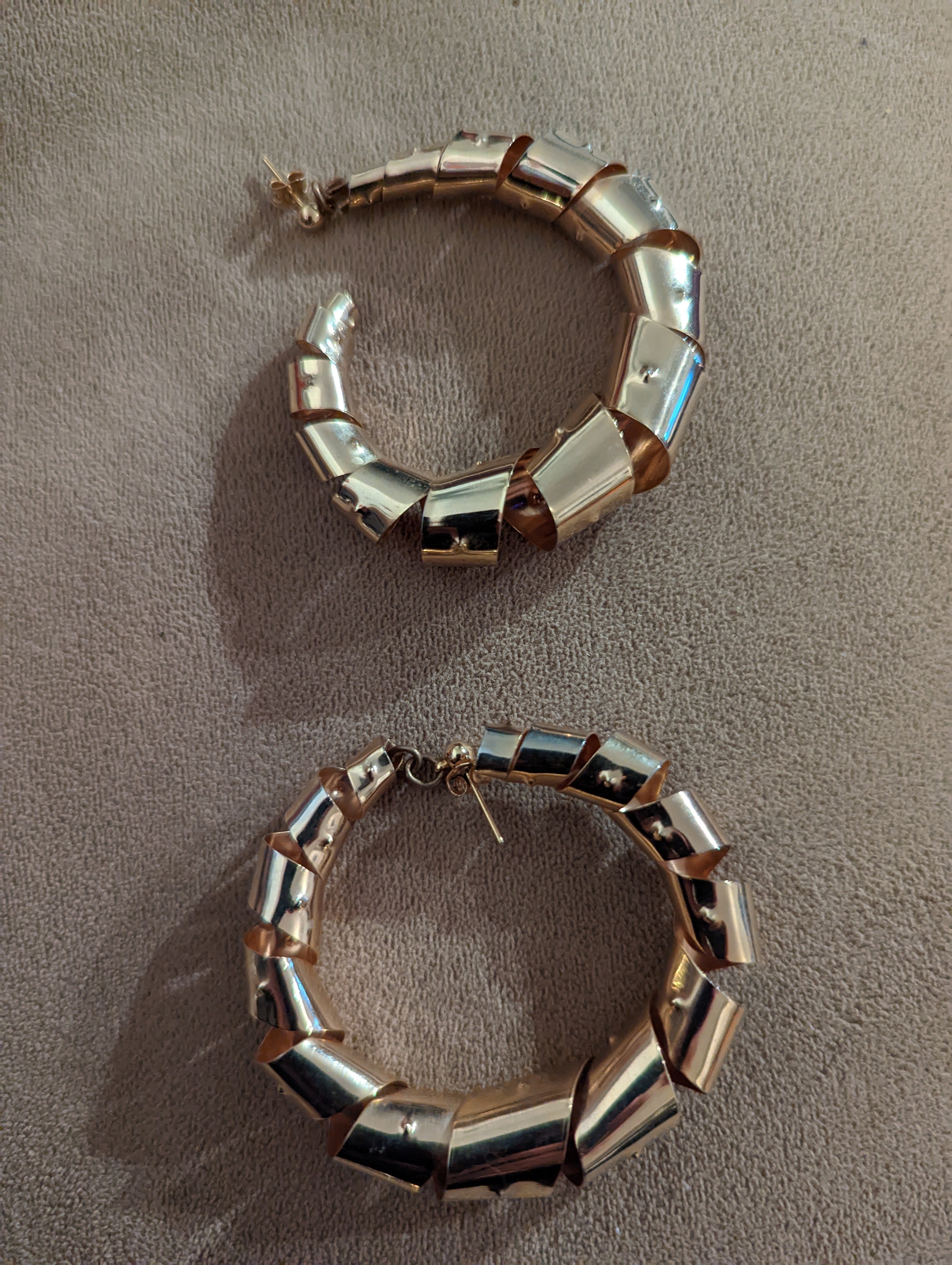90's Gold Preppy Hoop Earrings