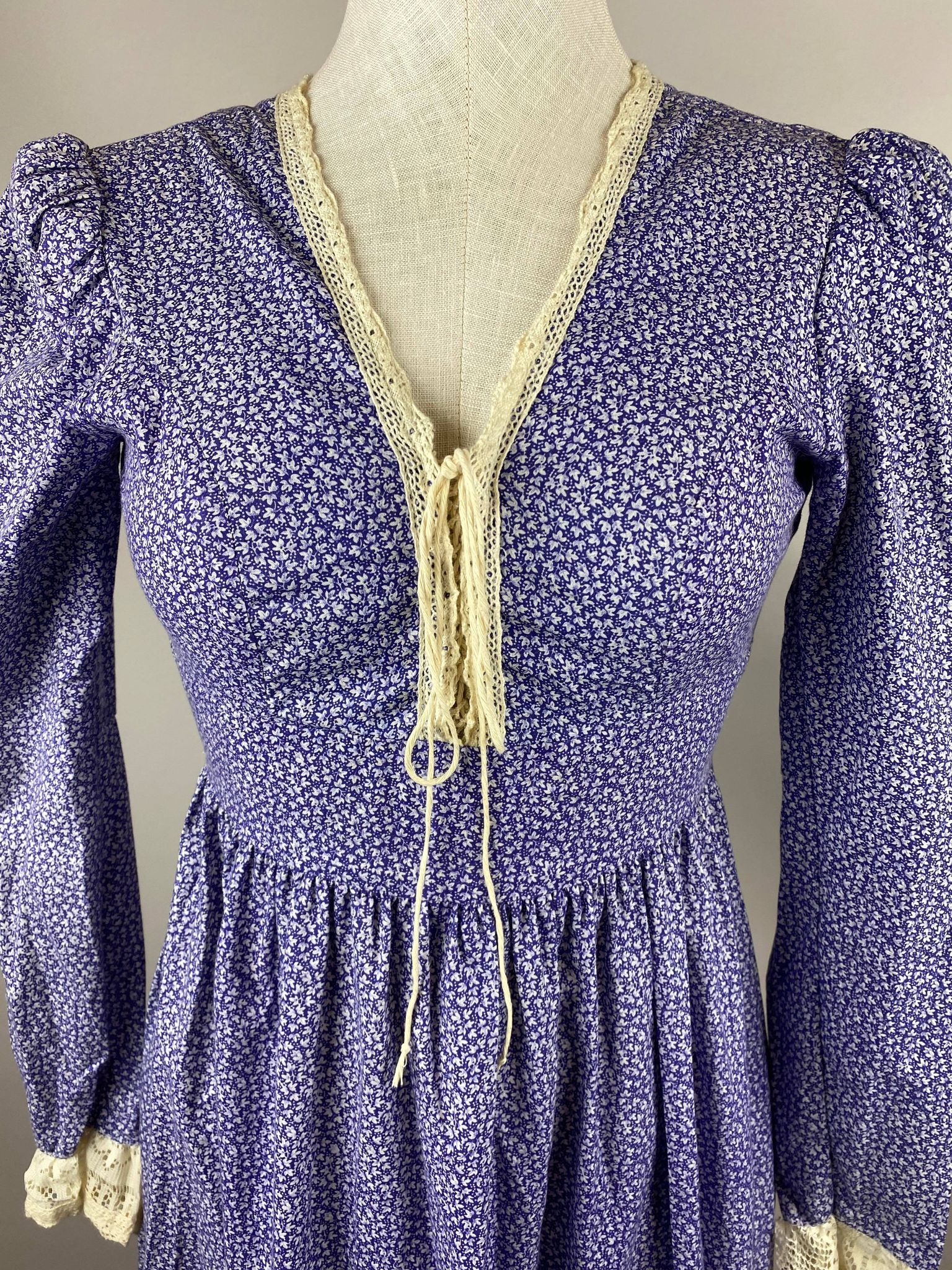 Vintage 70s Purpl Blue Calico Floral Leaf Corset Prairie Dress By Gunne ...