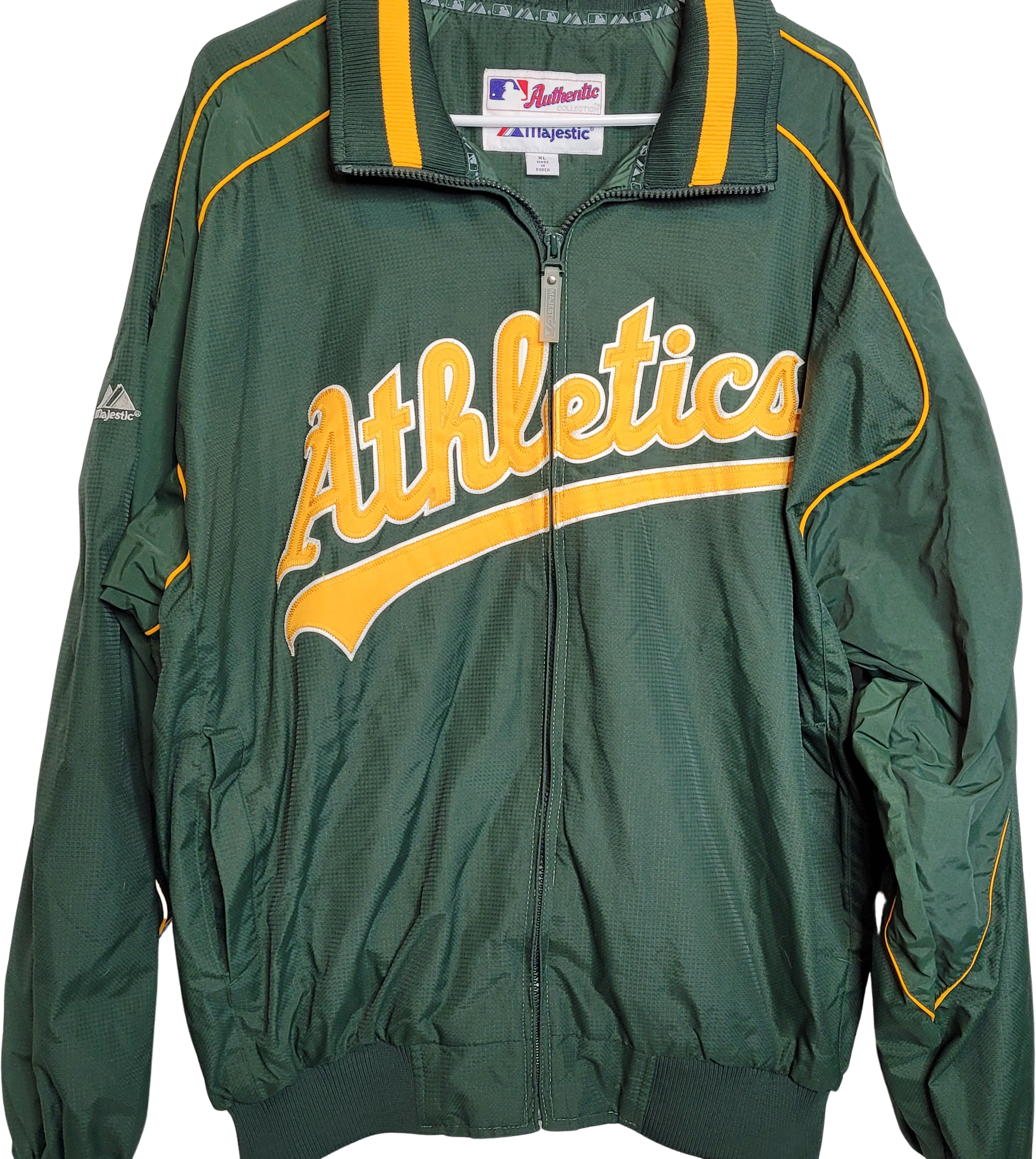 Oakland A's Lined Fleece Dog Jacket in Size Medium. 
