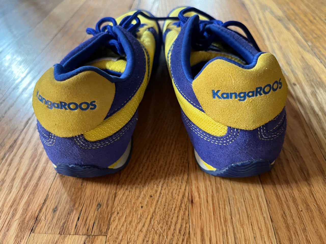 Forhåbentlig tack operation Vintage 80s/90s Yellow And Blue Kangaroos Sneakers With Pockets By Kangaroos  | Shop THRILLING