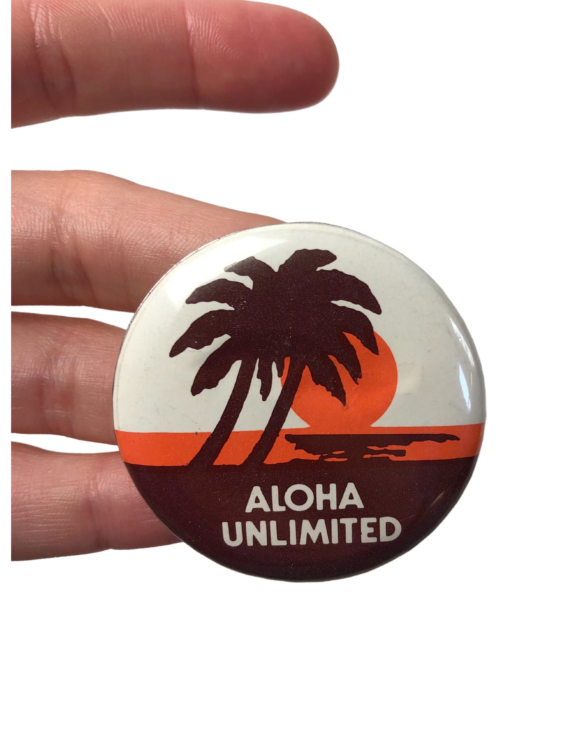 Vintage 70's/80's Aloha Unlimited Hawaii Pinback Button | Shop THRILLING 