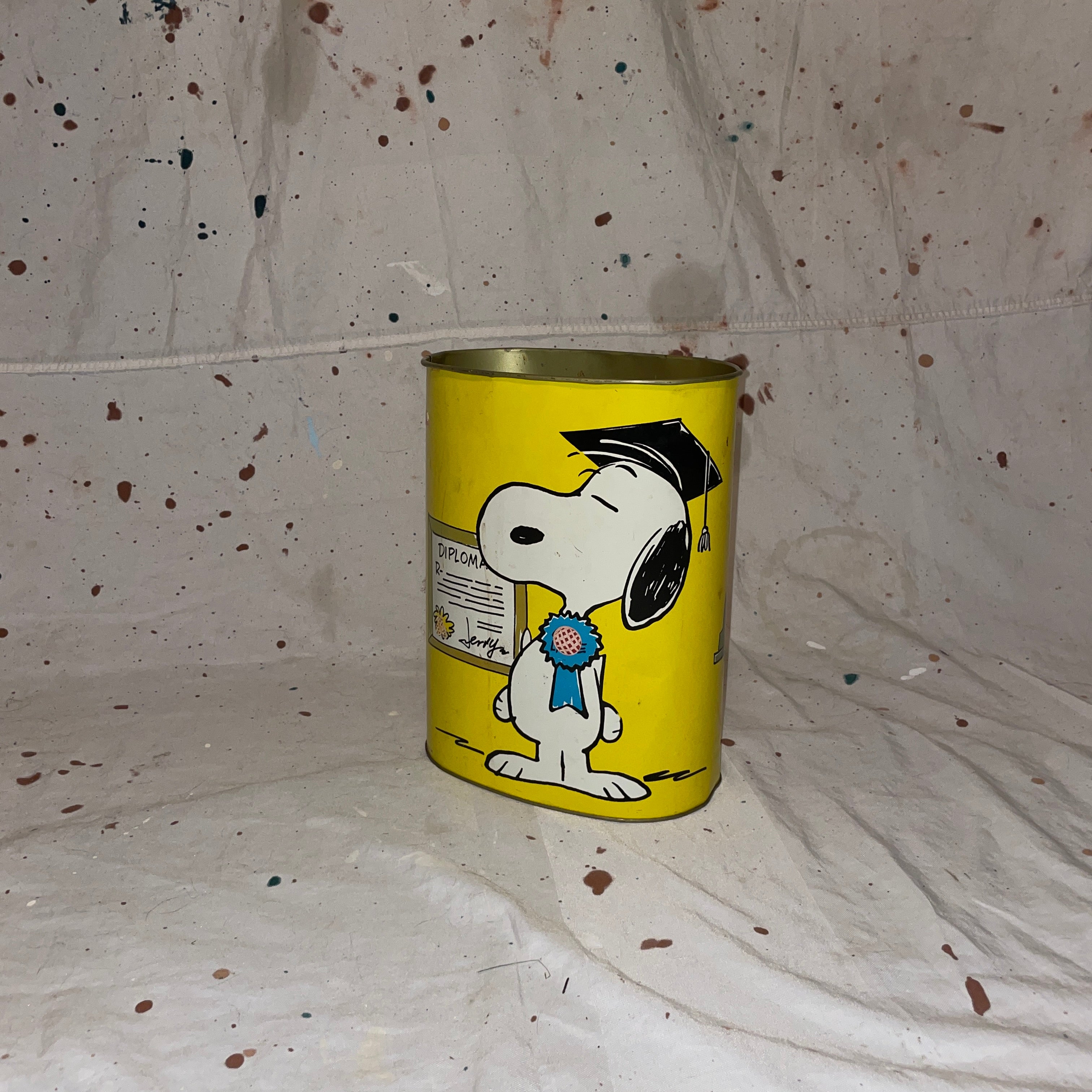 Vintage 60s 1969 Peanuts Charlie Brown Snoopy Metal Trash Can | Shop  THRILLING