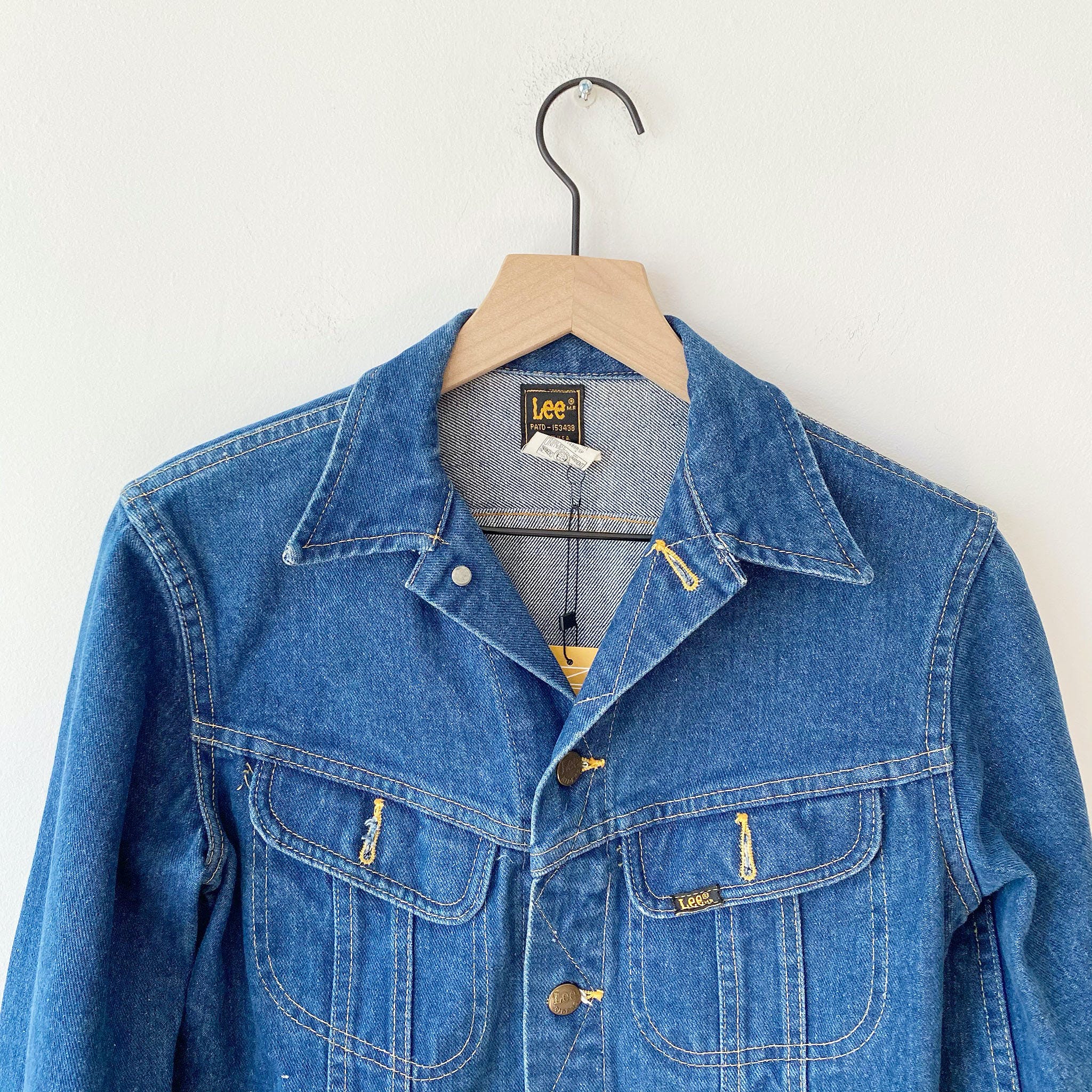 Vintage 80's Medium Wash Jean Jacket by Lee Shop THRILLING