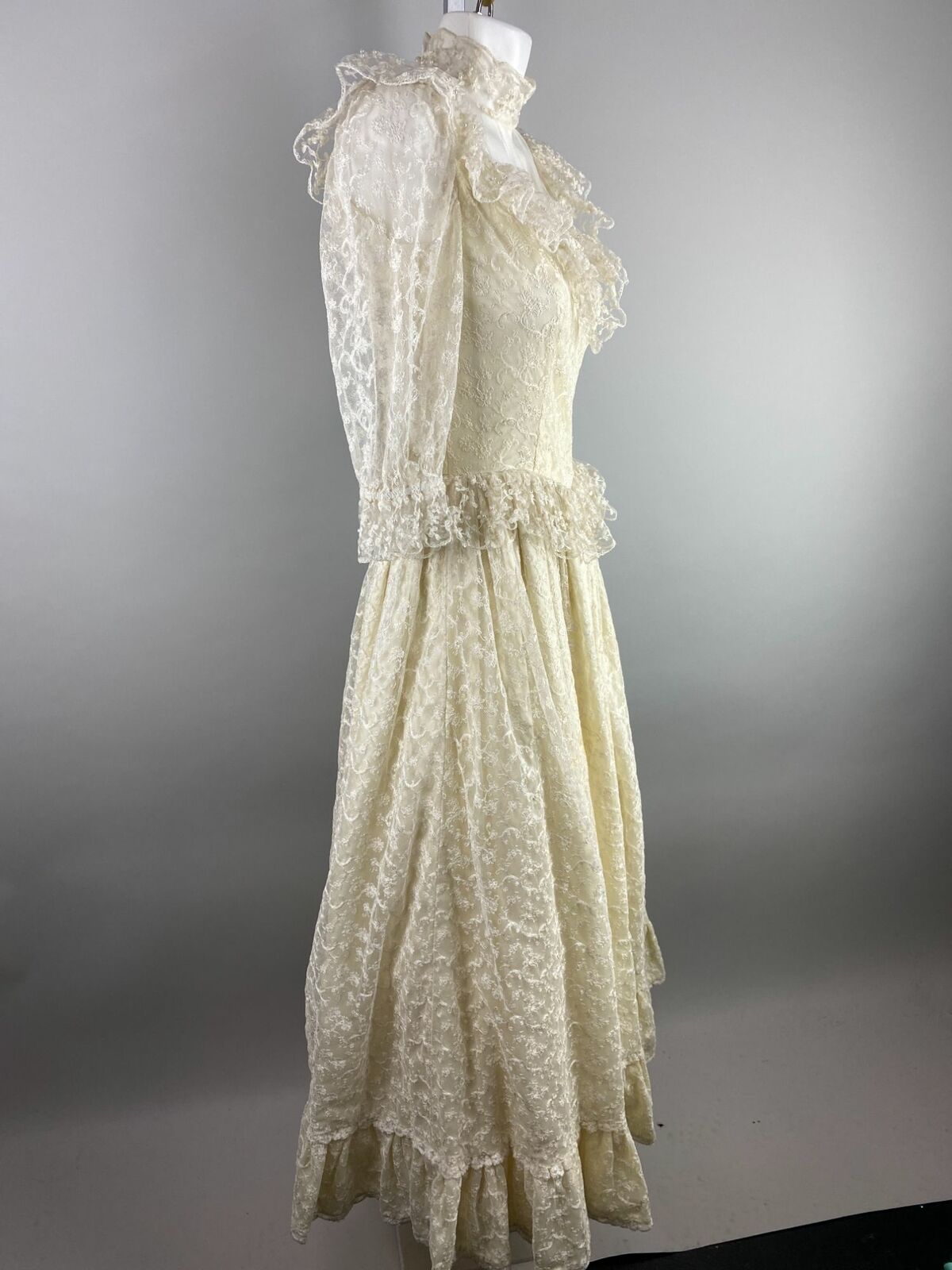 Vintage 70s High Neck Victorian Style Lace Wedding Dress Shop Thrilling 0674