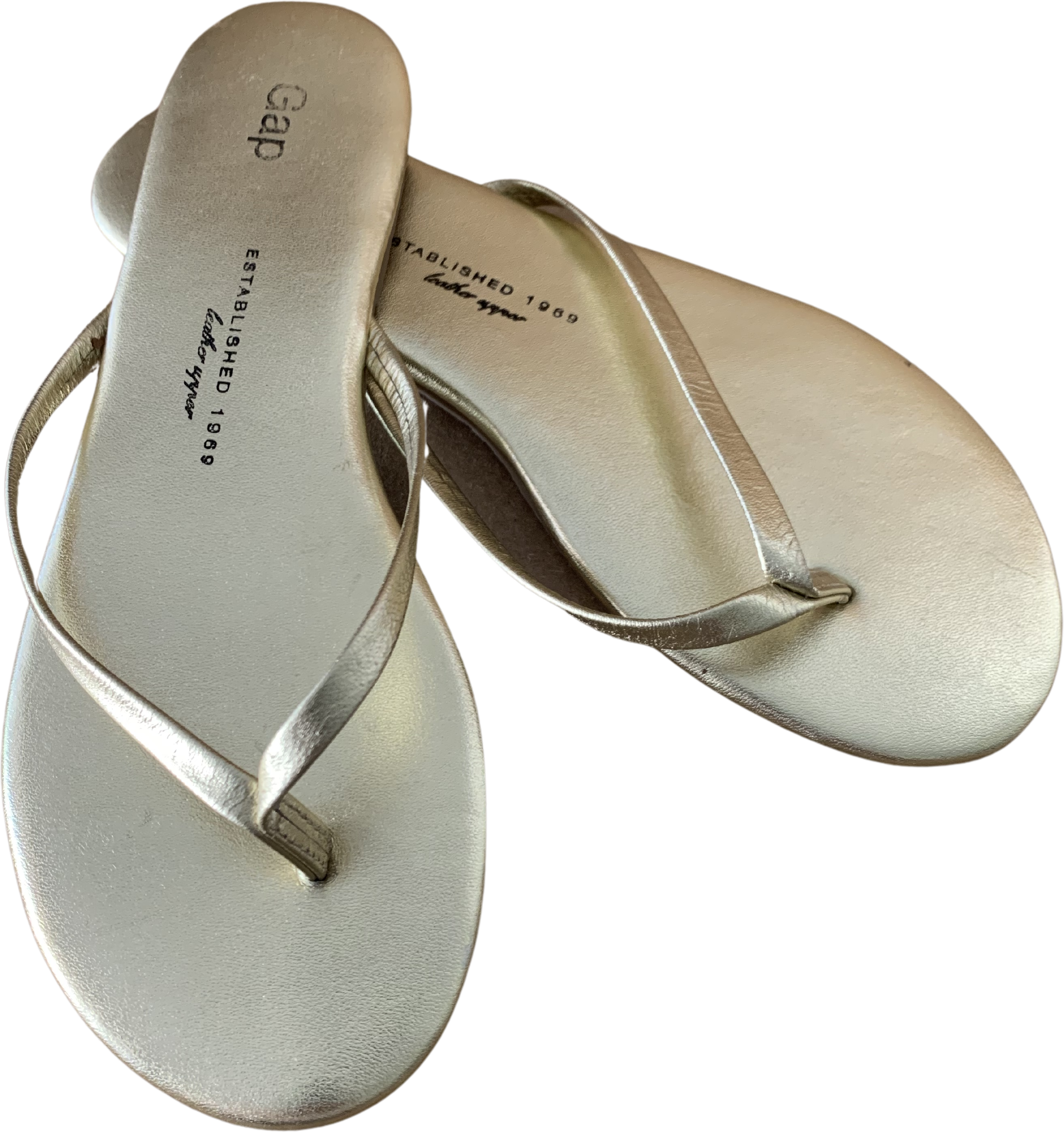 Gap gold flip flops deals