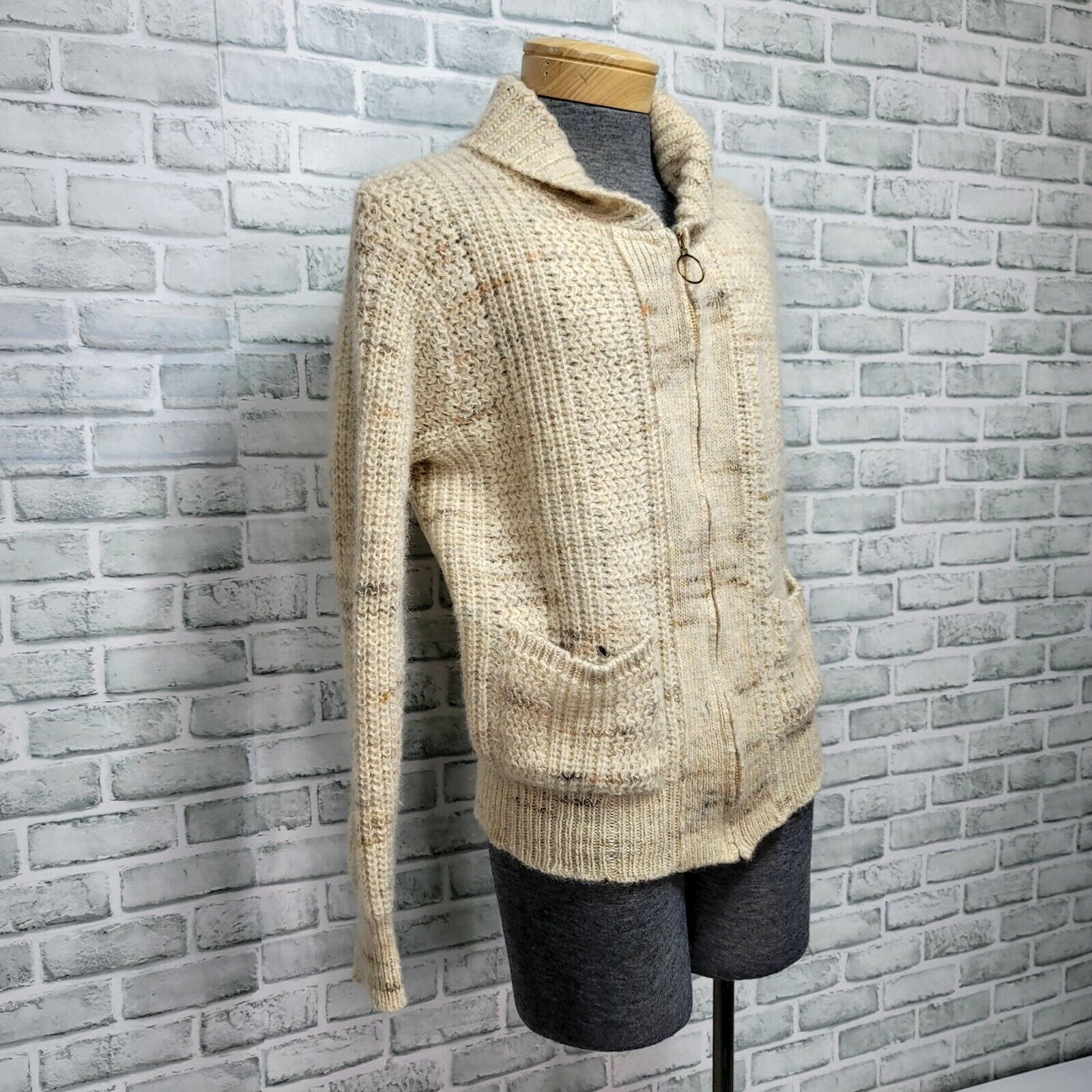 Vintage 70s/80s Ivory Wool Chunky Knit Full Zip Cardigan Sweater By  Pendleton | Shop THRILLING